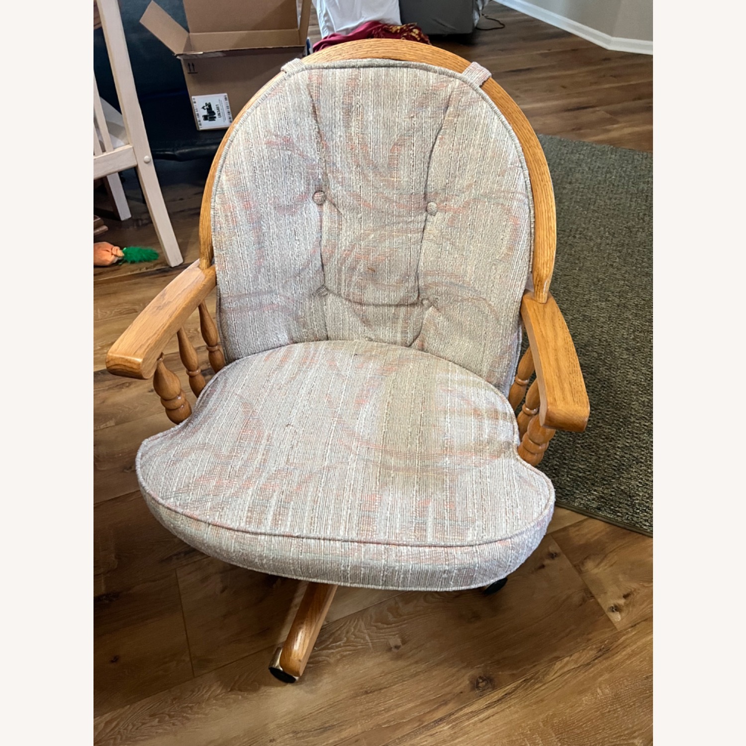 Nostalgia Oak Solid Oak Dining Table with Chairs - image-4