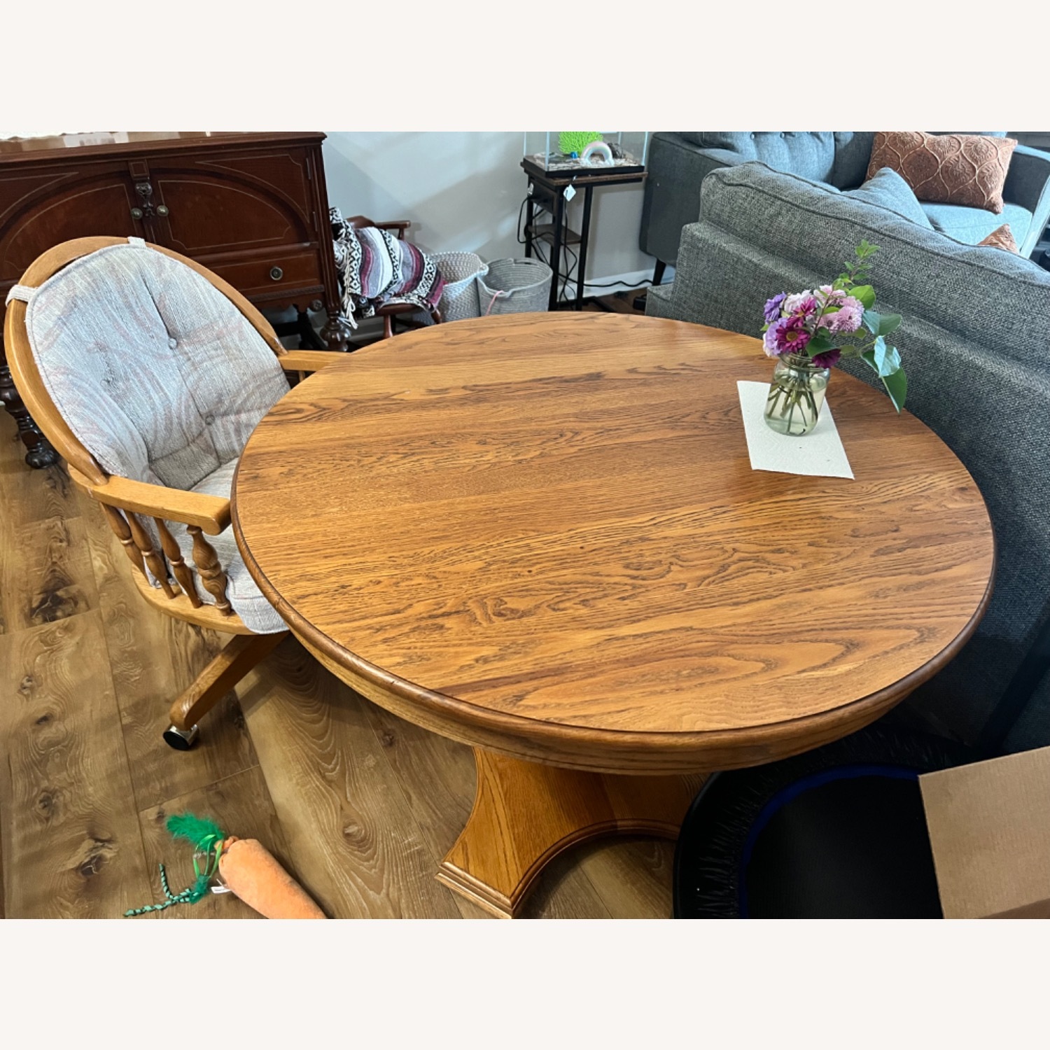 Nostalgia Oak Solid Oak Dining Table with Chairs - image-2