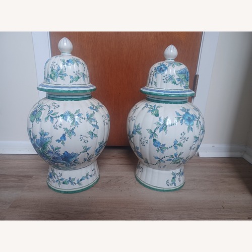 Used Large Pair of Ginger Jars for sale on AptDeco