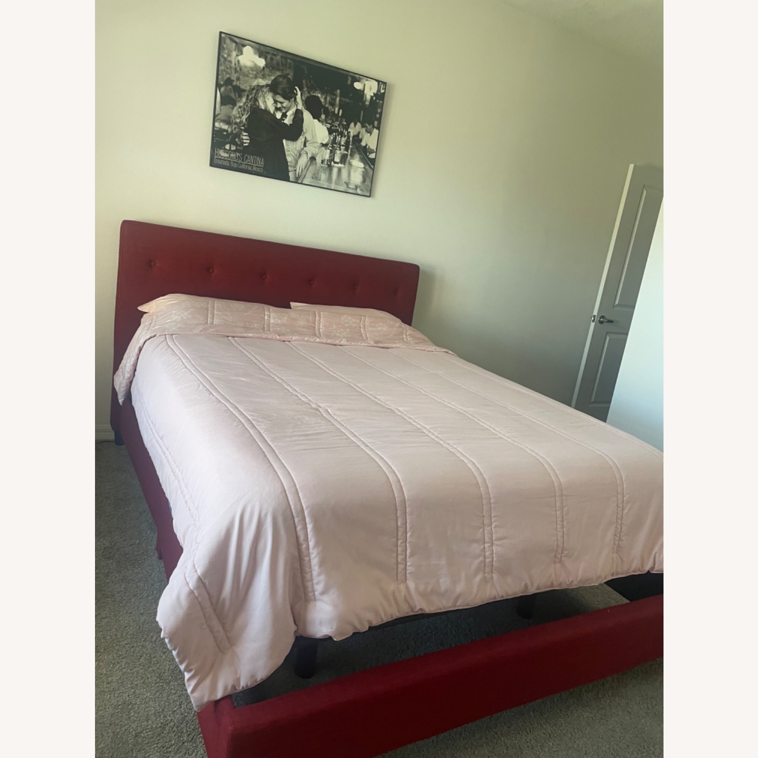 Rooms To Go Alison Queen Adjustable Bed - image-2