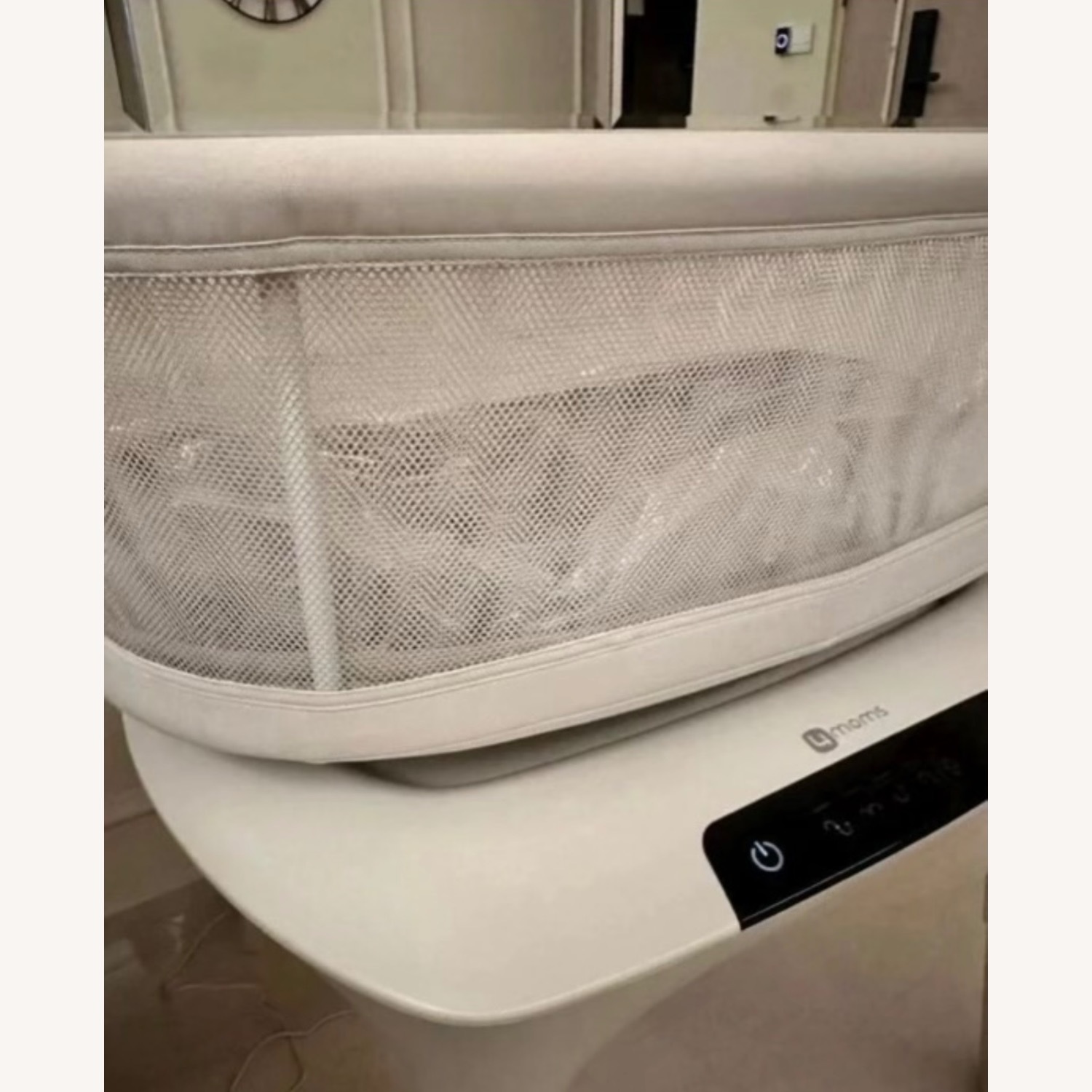4Moms Momaroo Bassinet - image-1