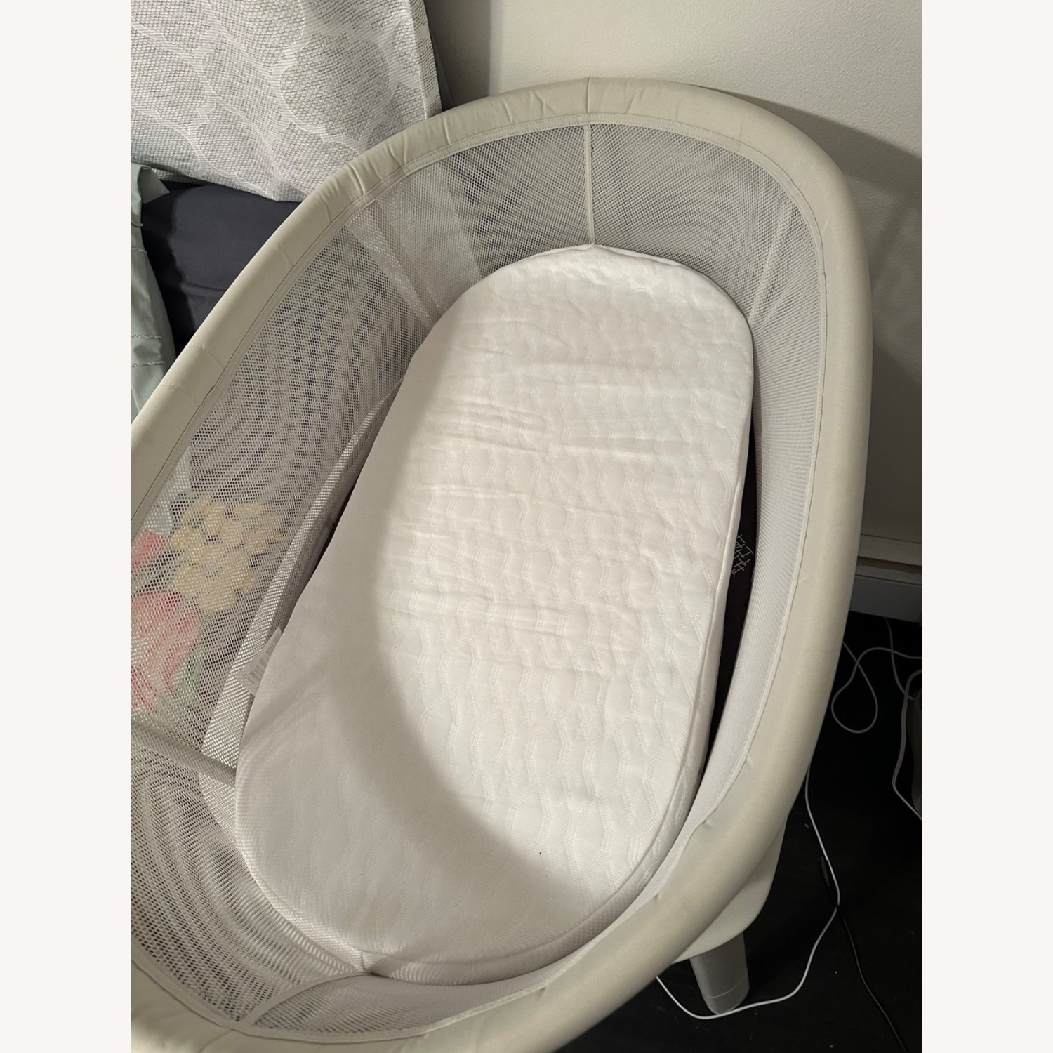 4Moms Momaroo Bassinet - image-2