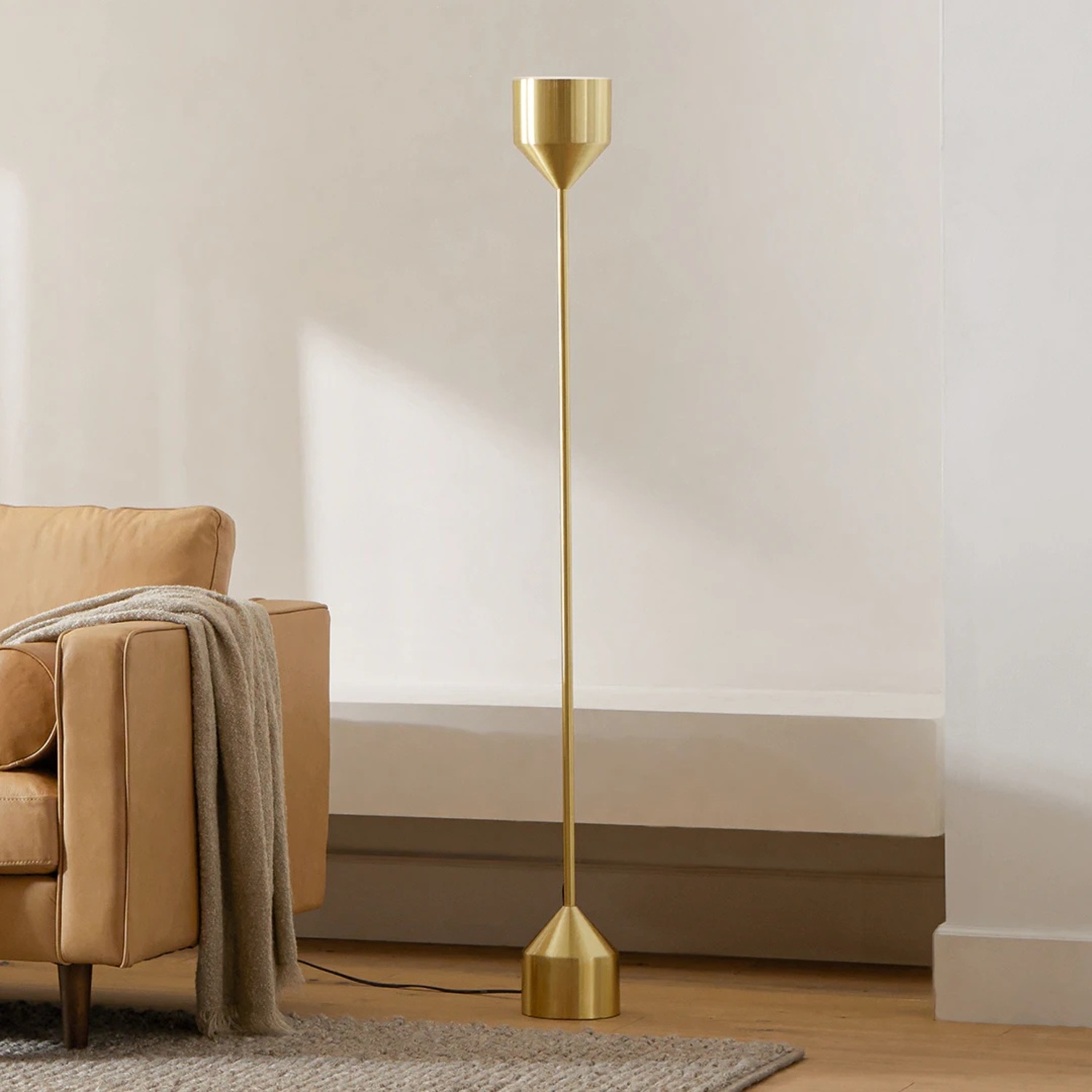 Article Barbell Floor Lamp Brass - image-7