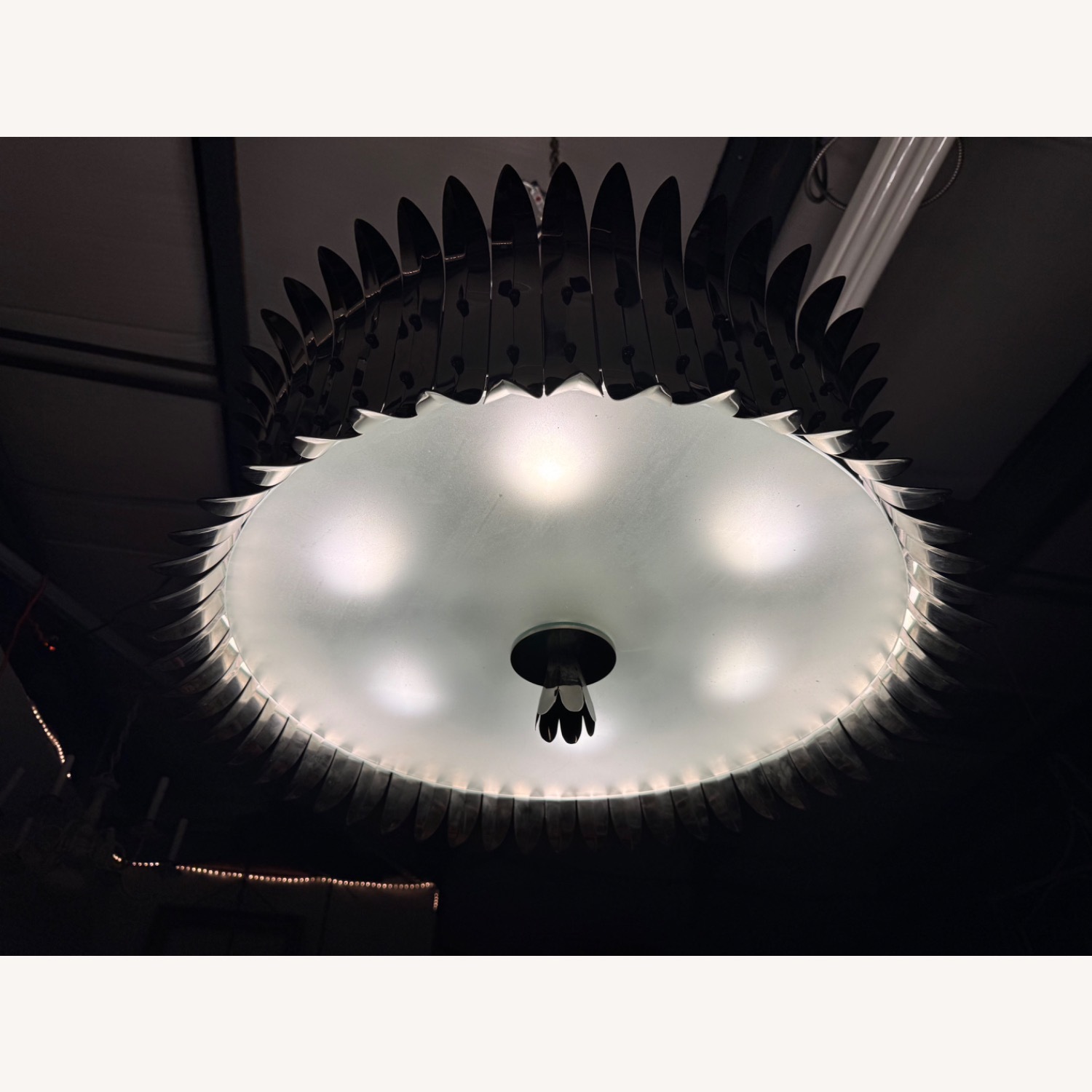 The Leaf Pendant Chandelier - image-4