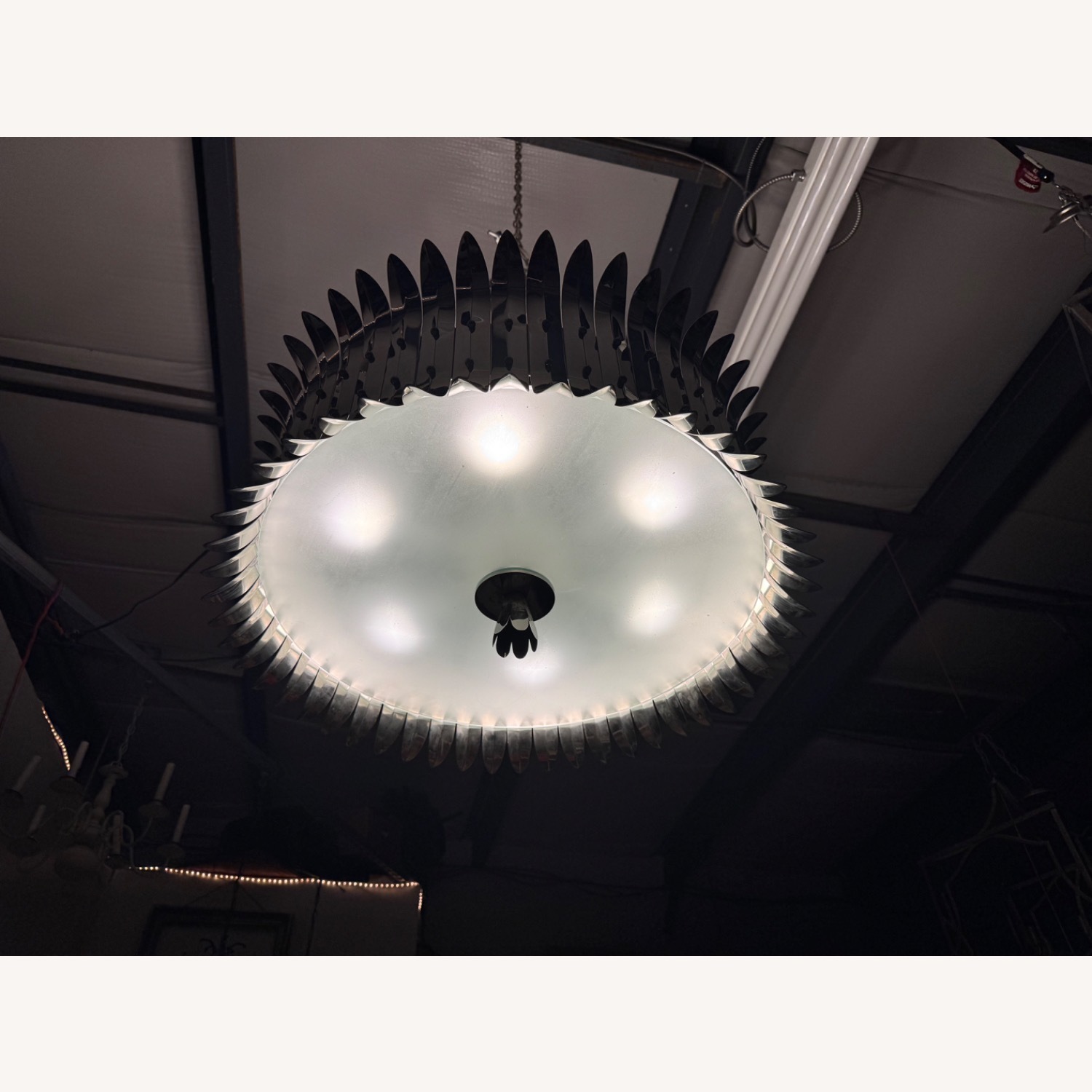 The Leaf Pendant Chandelier - image-7