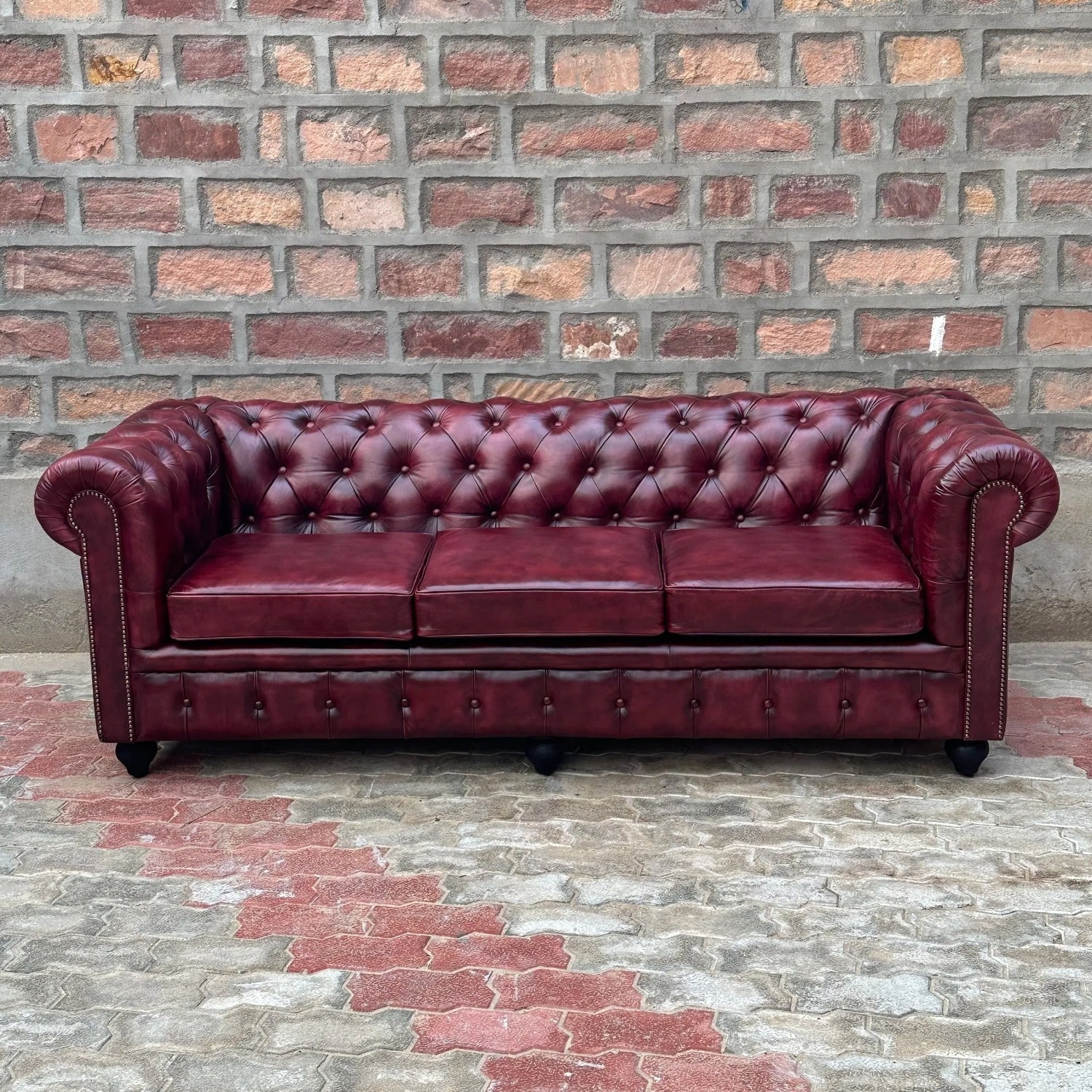 Remington Chesterfield Leather Sofa - image-0