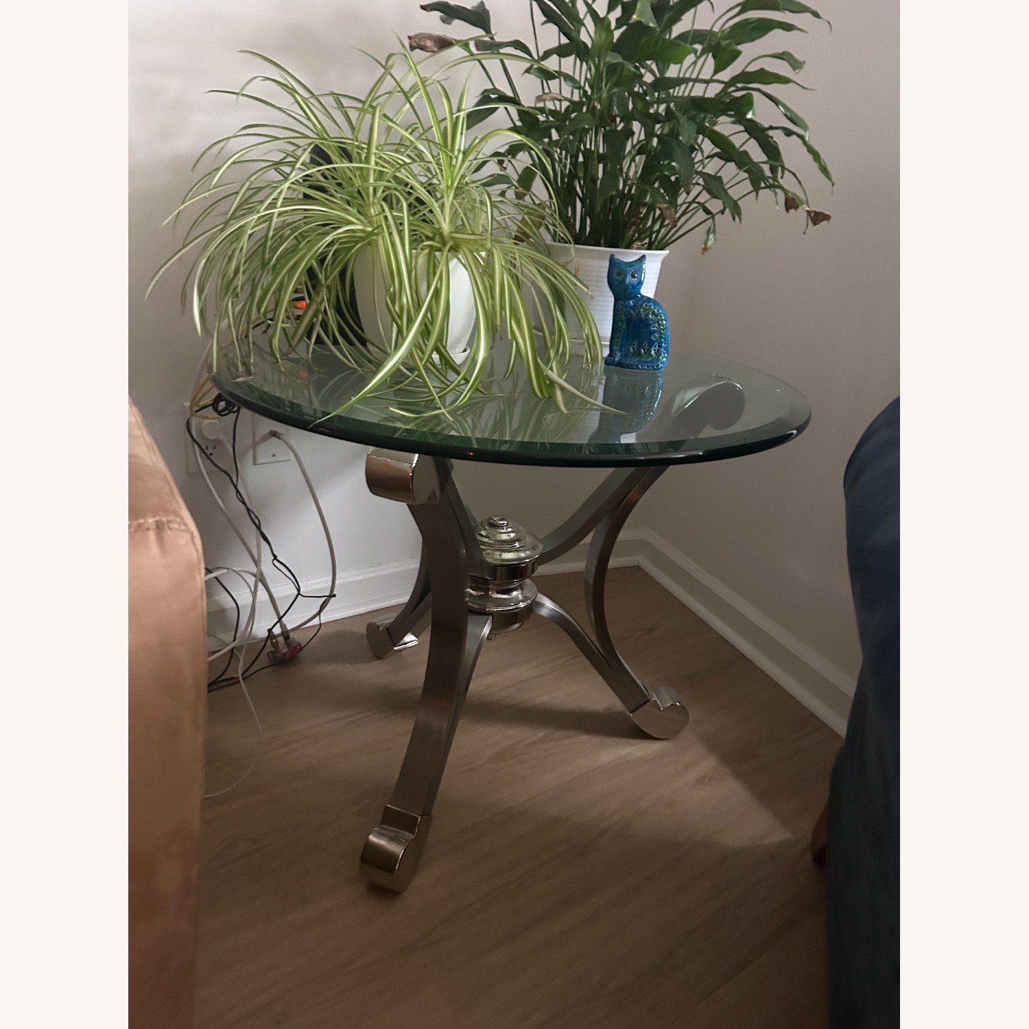 Mixed Material End Table Flass/Metal - image-2