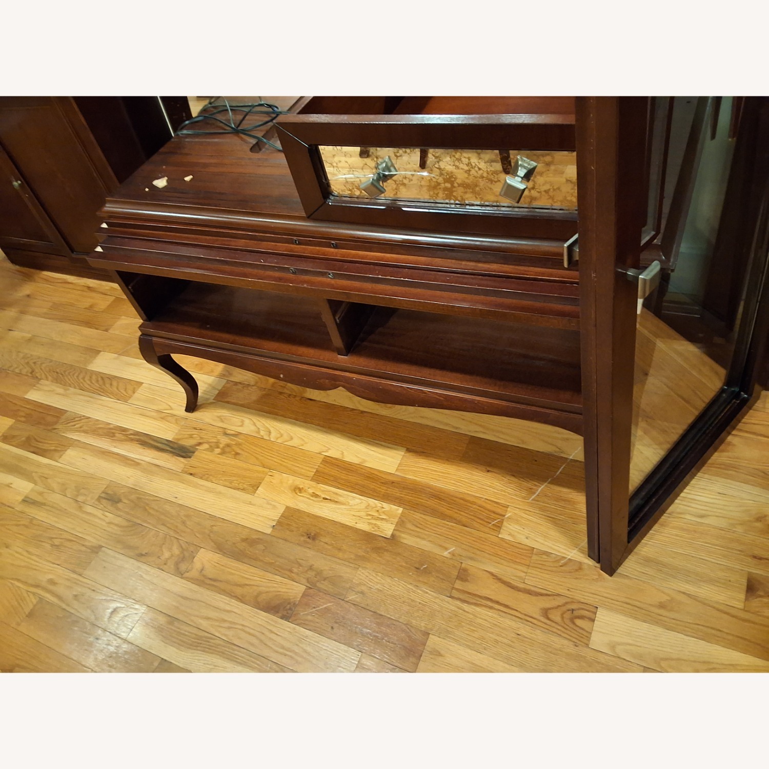 China Closet - image-9