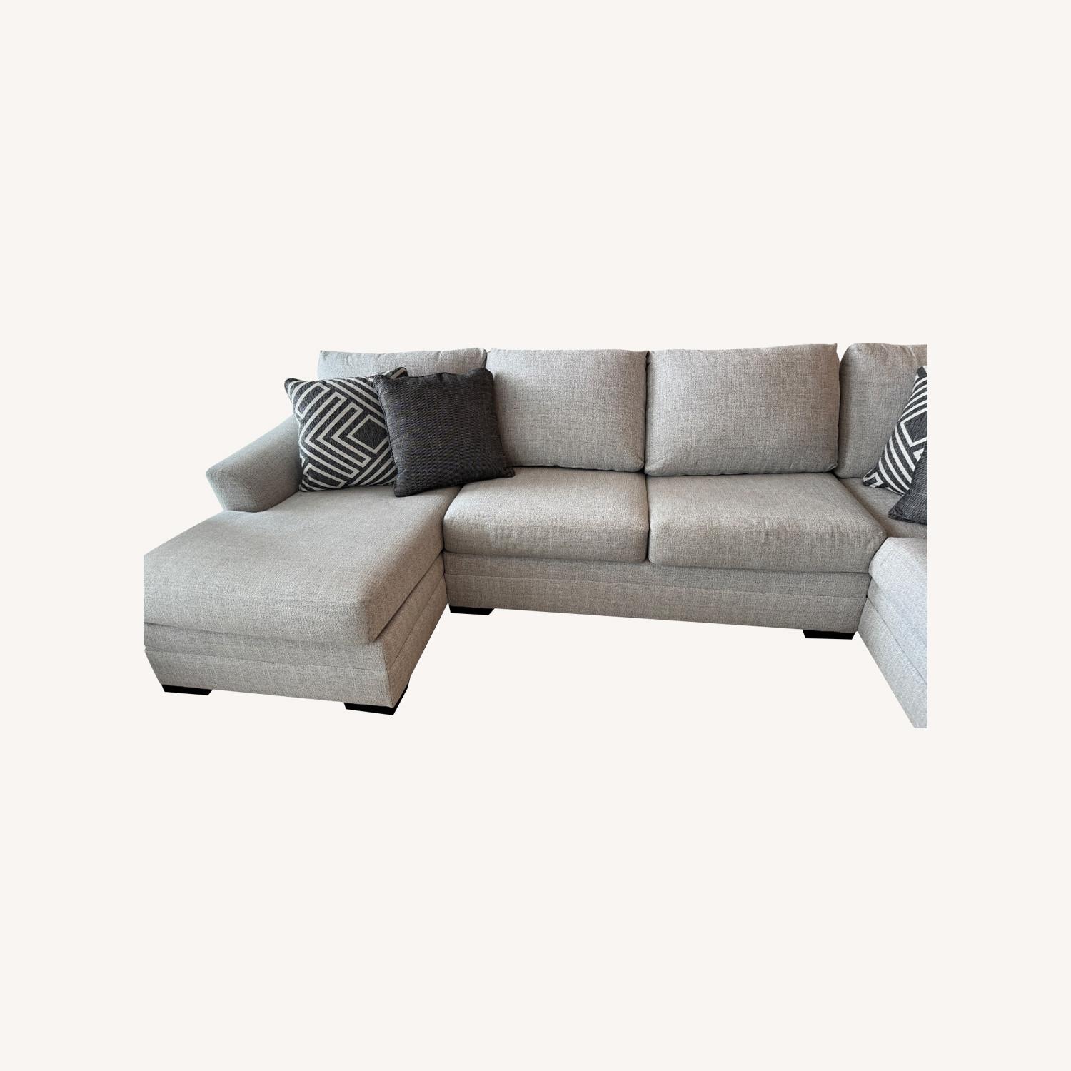 Light Grey U Sectional - image-0
