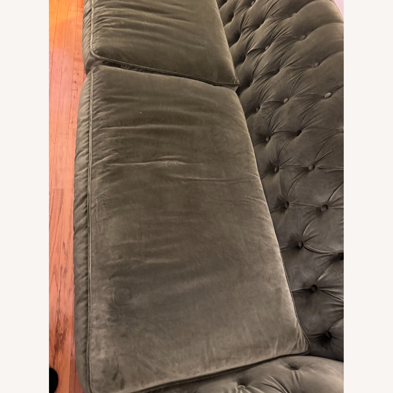 Jennifer Convertibles Duncan 2-Seater Velvet Fabric Tufted Sofa in Green - image-3