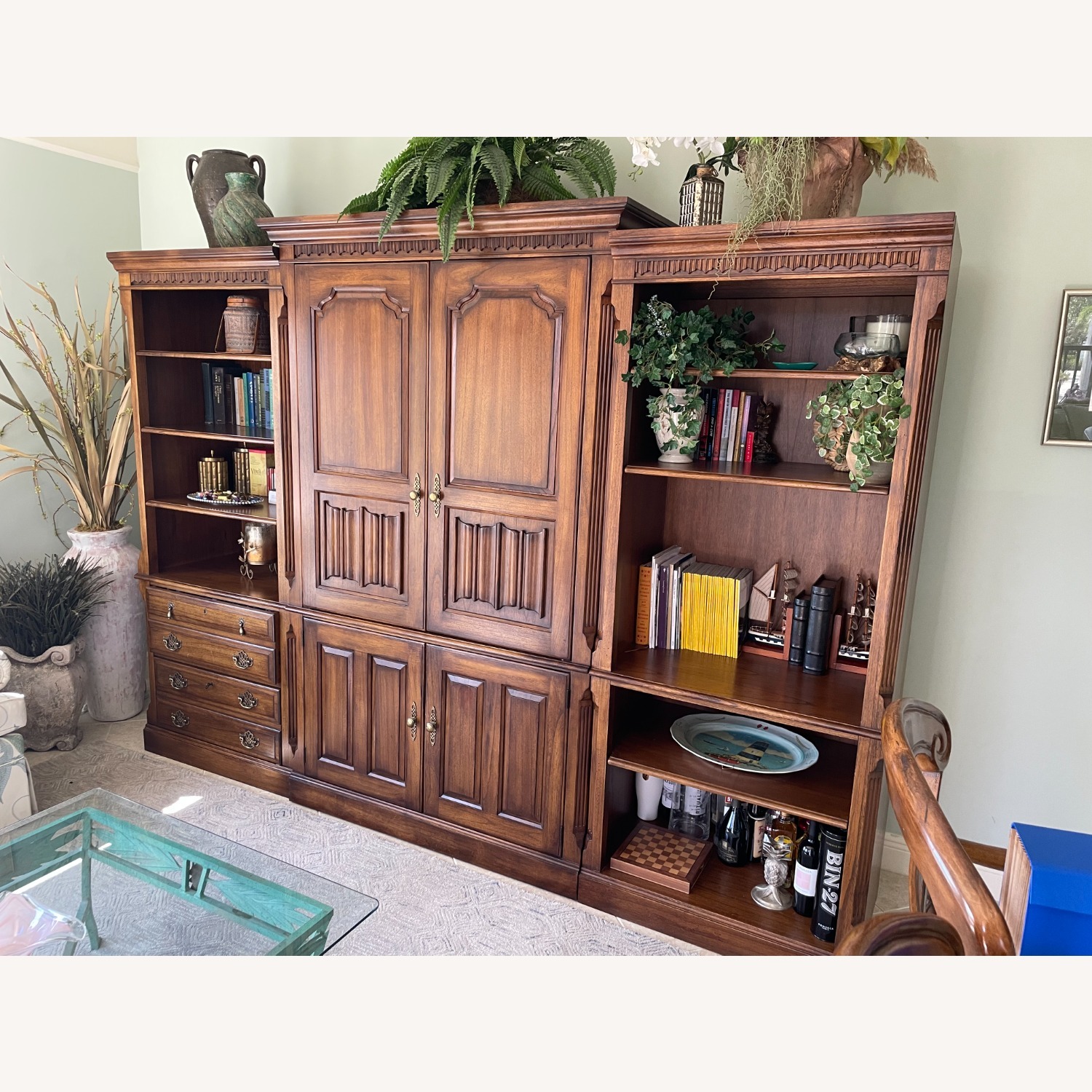 Tommy Bahama Den Wall Unit - image-2