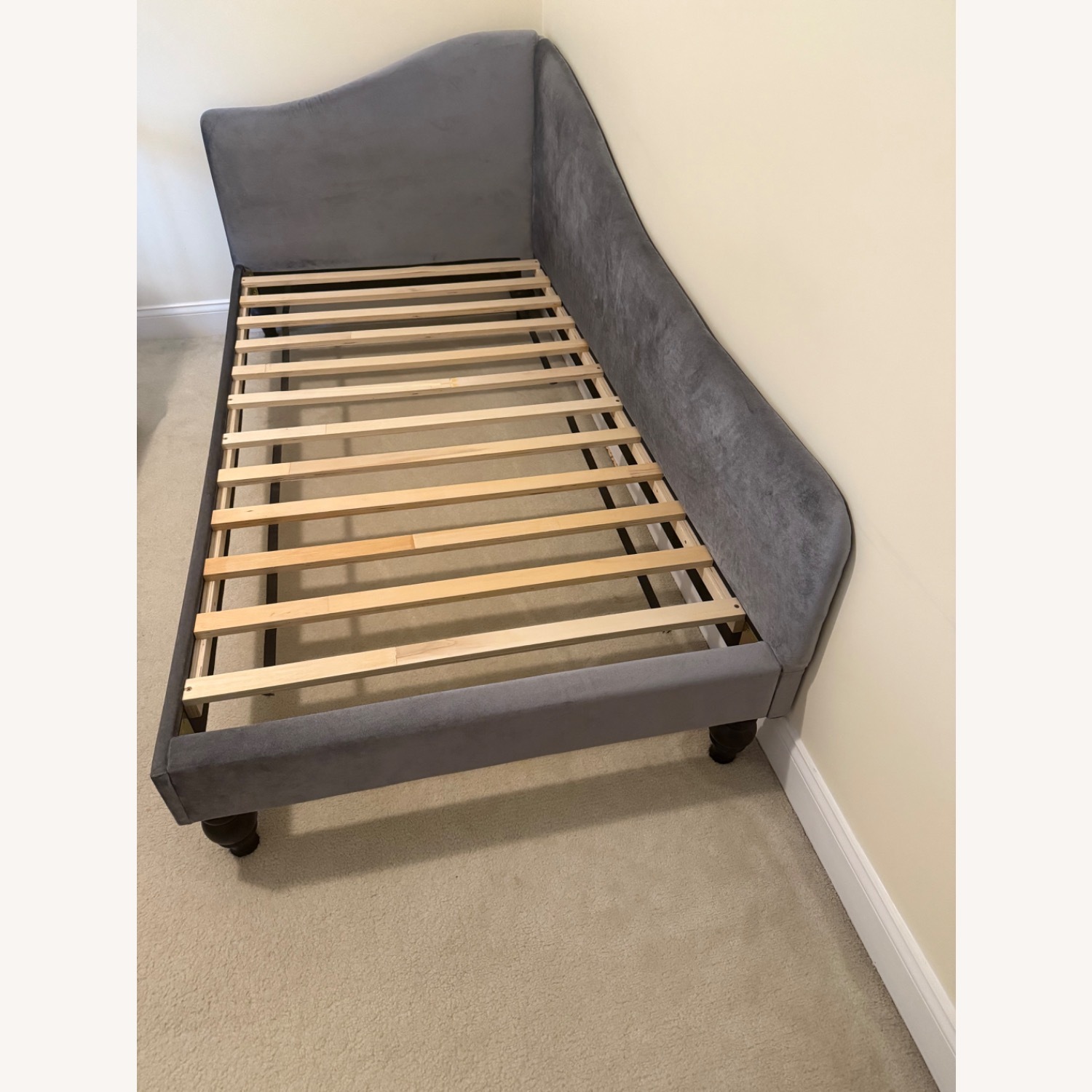 Harriet Upholstered Daybed - image-1