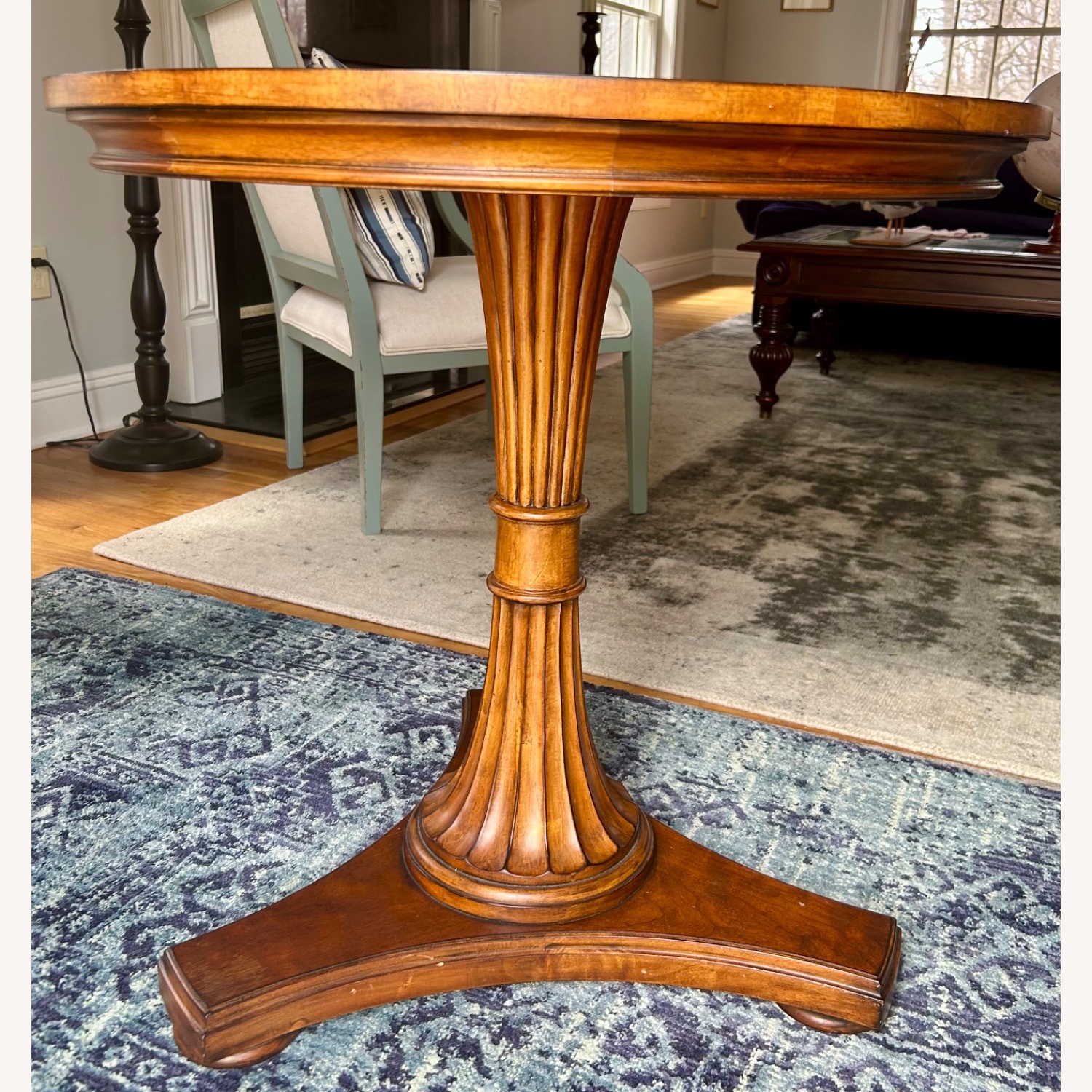 Ethan Allen Carved Pedestal Table - image-8
