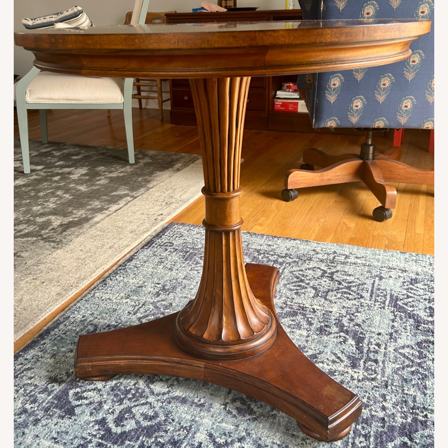 Ethan Allen Carved Pedestal Table - image-7