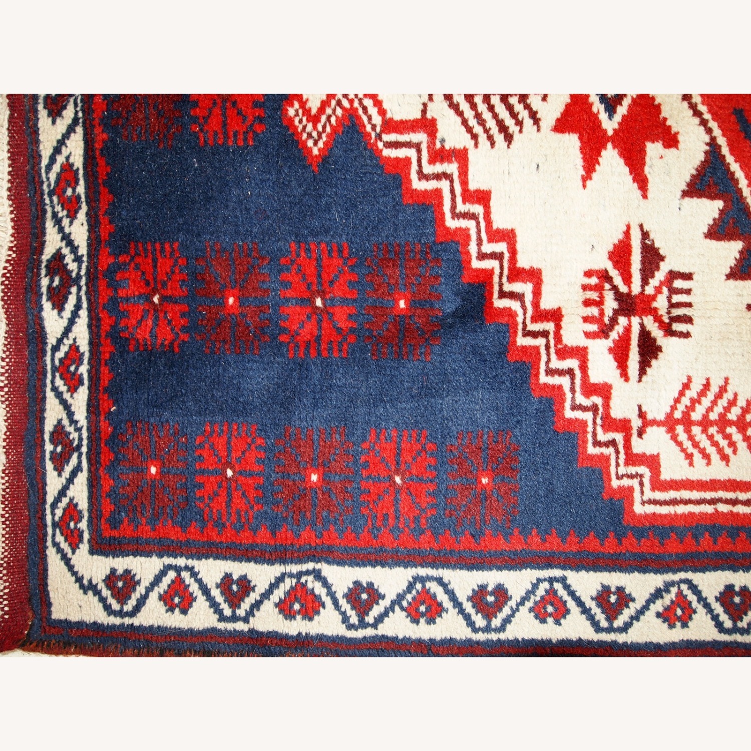 Handmade Vintage Turkish Anatolian Rug - image-5