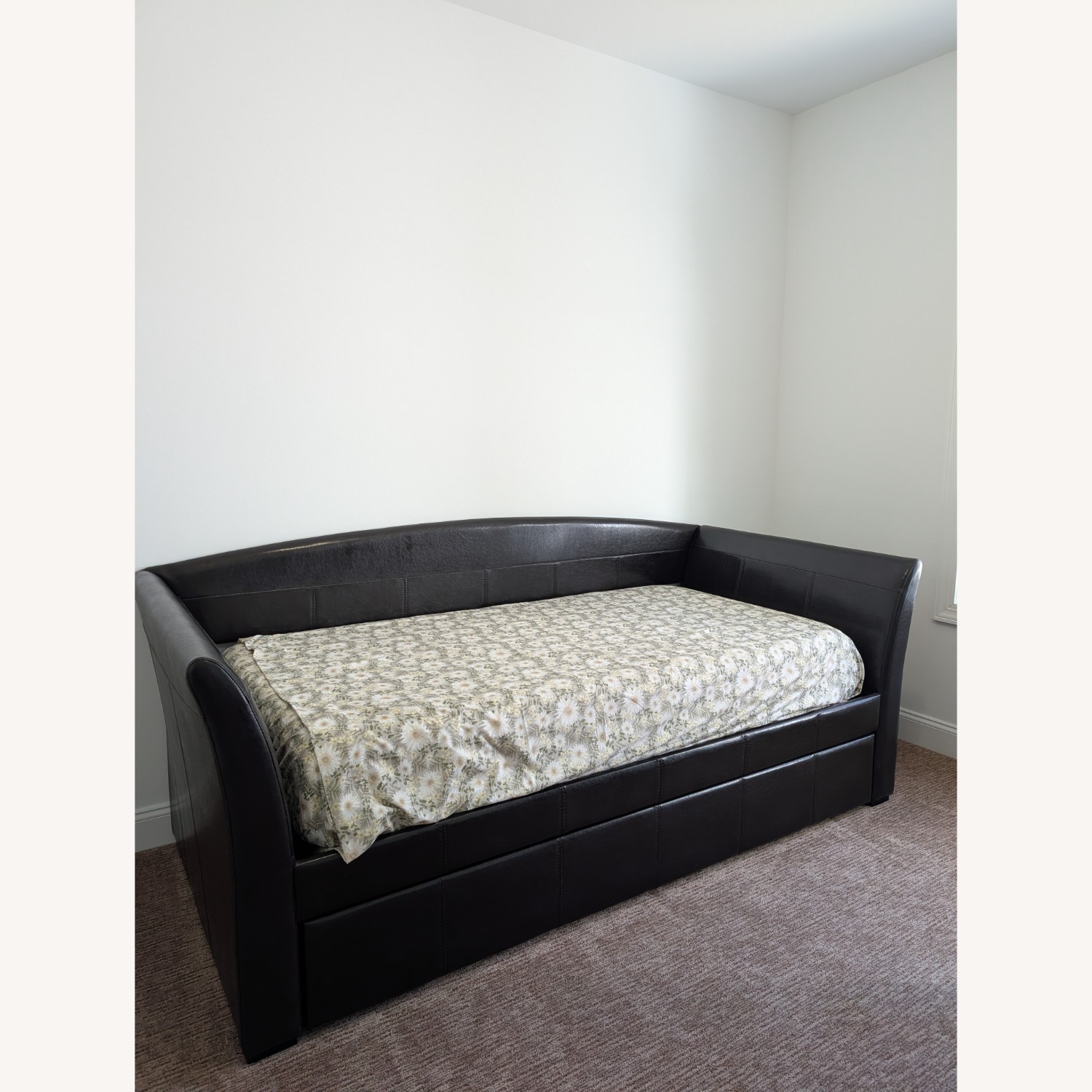 Montgomery Elegant Espresso Daybed with Trundle - image-2