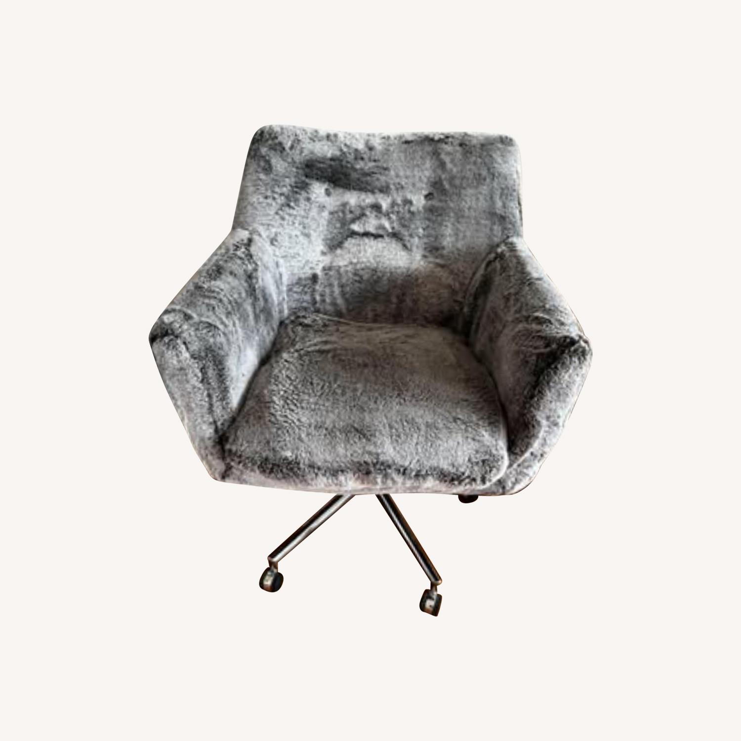 Roller Grey Chair  - image-0