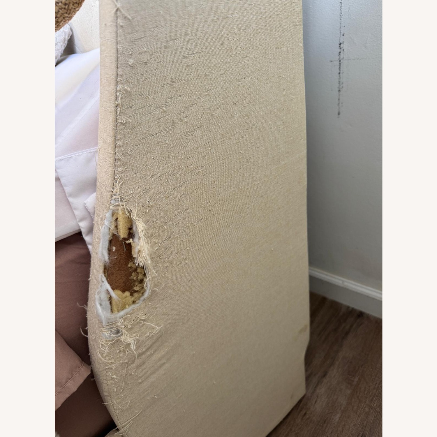 Feonase Upholstered Queen Bed Frame with 4 Storage Drawers - image-5