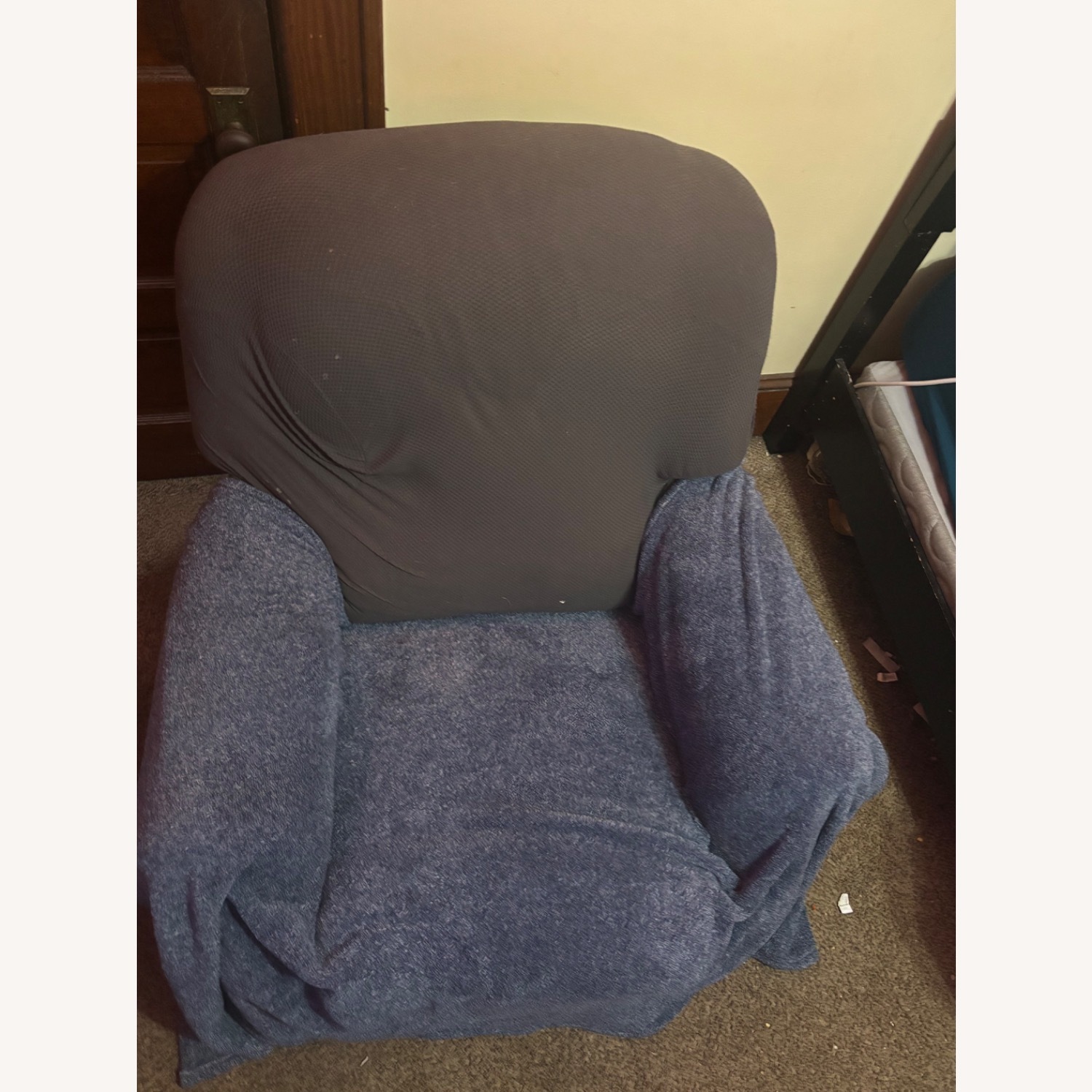 Raymour & Flanigan Light Brown Recliner Chair  - image-3