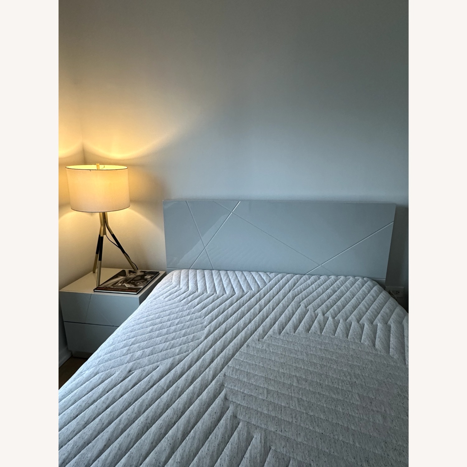 Naples Grey Bed Platform Bed Frame (Full Size) - image-2