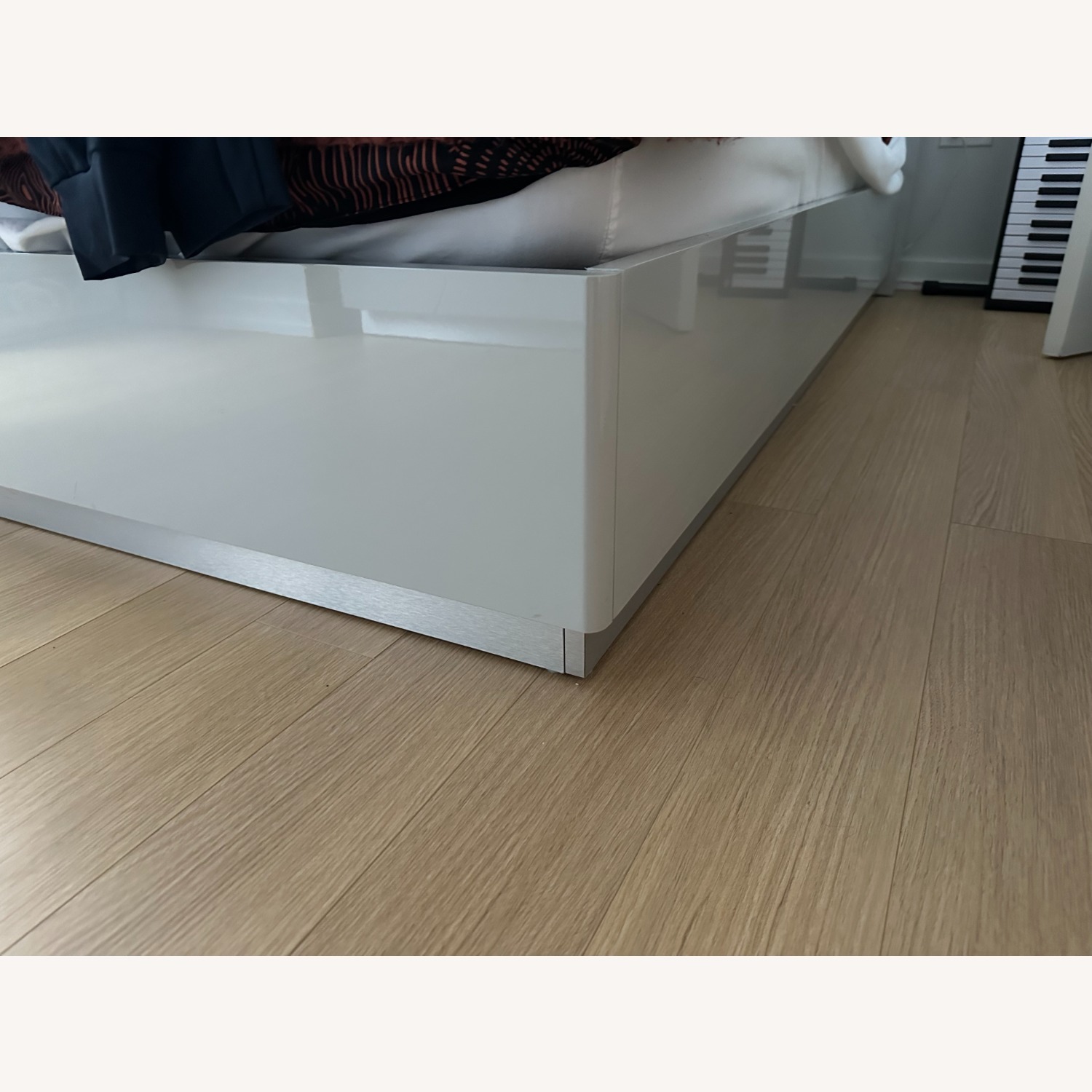 Naples Grey Bed Platform Bed Frame (Full Size) - image-3