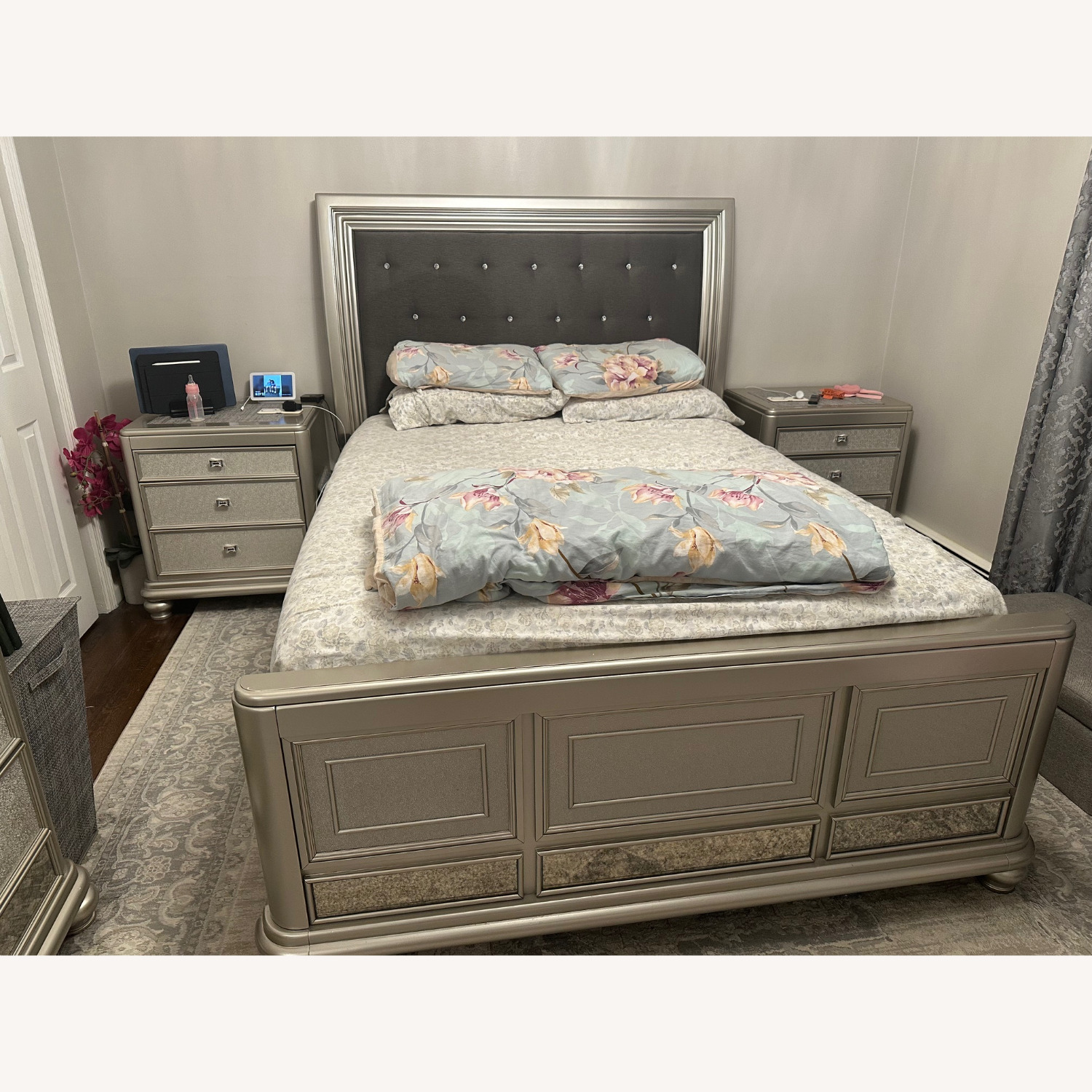 Coralayne Two Nightstands - image-3