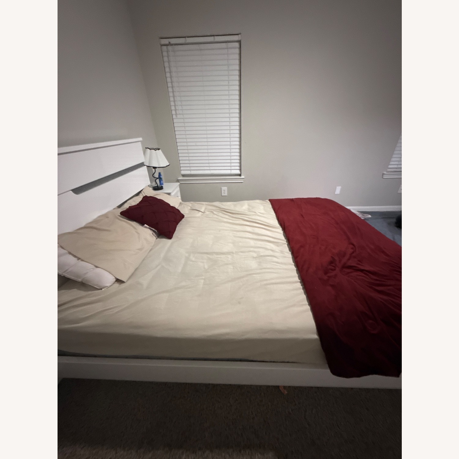 Comfort for 2 people White Lighting Bed - image-2