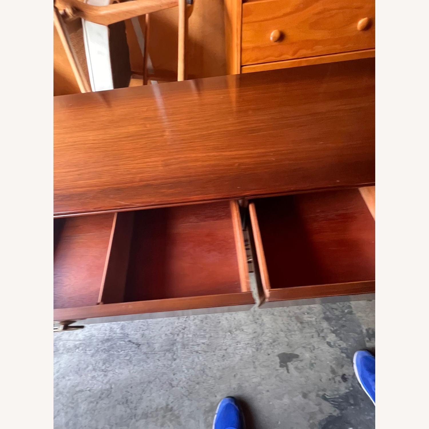 Henredon Georgian Carved Mahogany Dresser - image-6