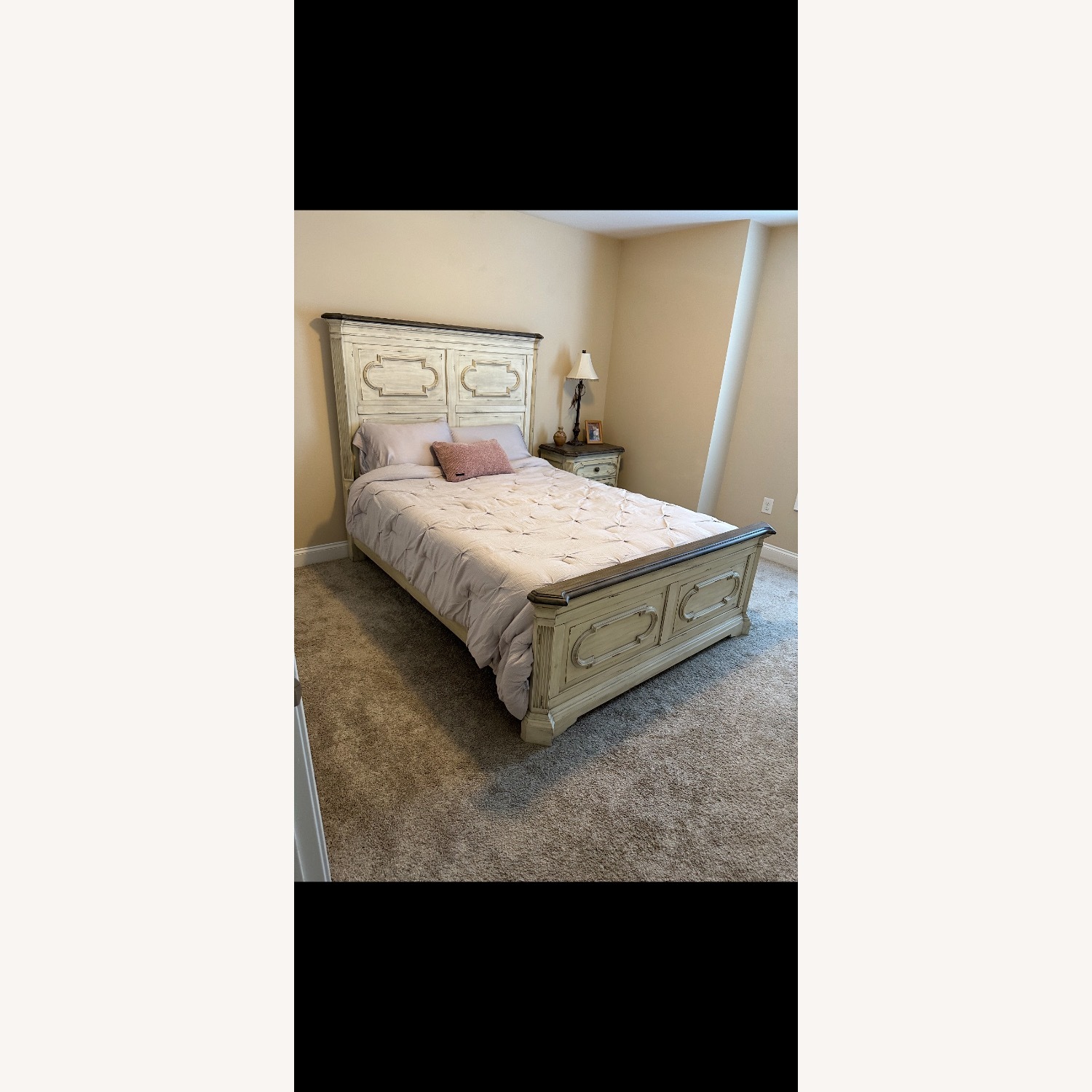 NEW Queen Bed from Rooms To Go - image-1
