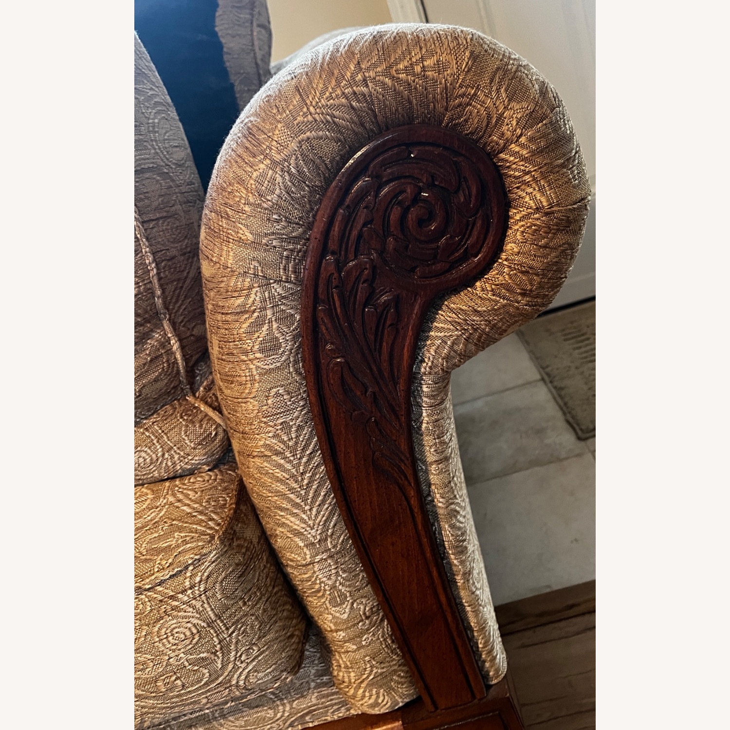 Ethan Allen Pratt 2 Seat Sofa - image-0