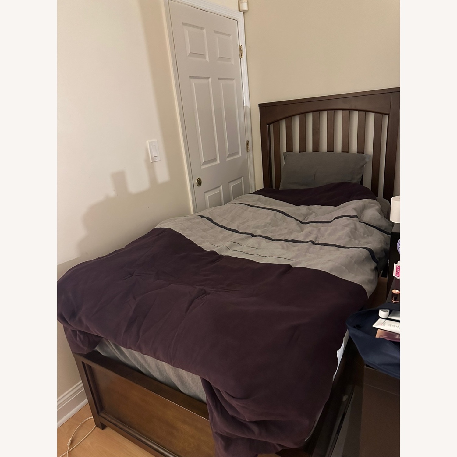 Wood Single Beds - image-2