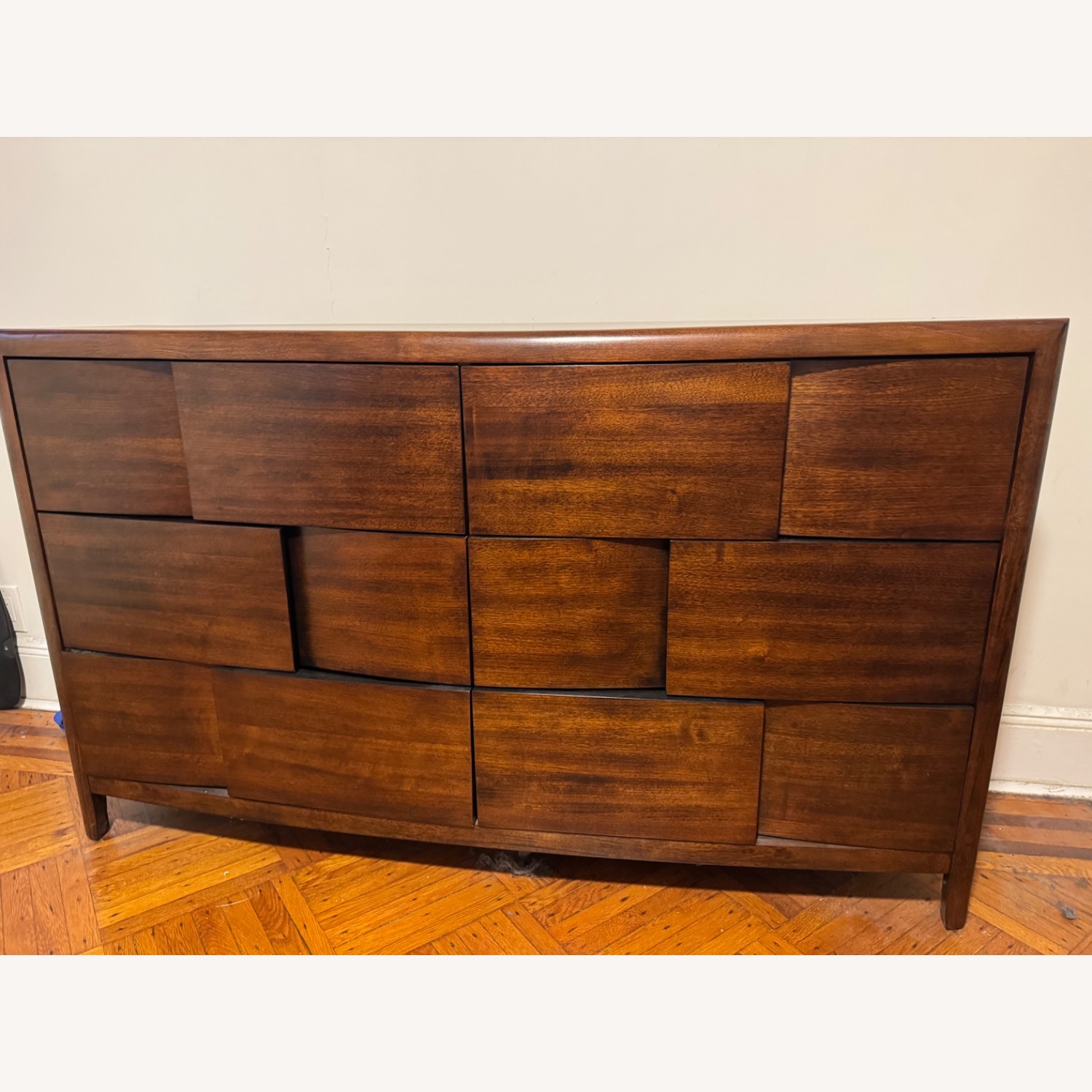 Raymour & Flanigan 6 Drawer Dresser - image-1