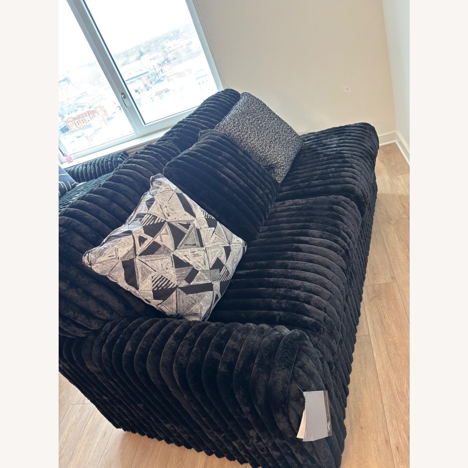 Ashley Furniture Home Furniture 2 Seater Right Arm Sofa - image-4