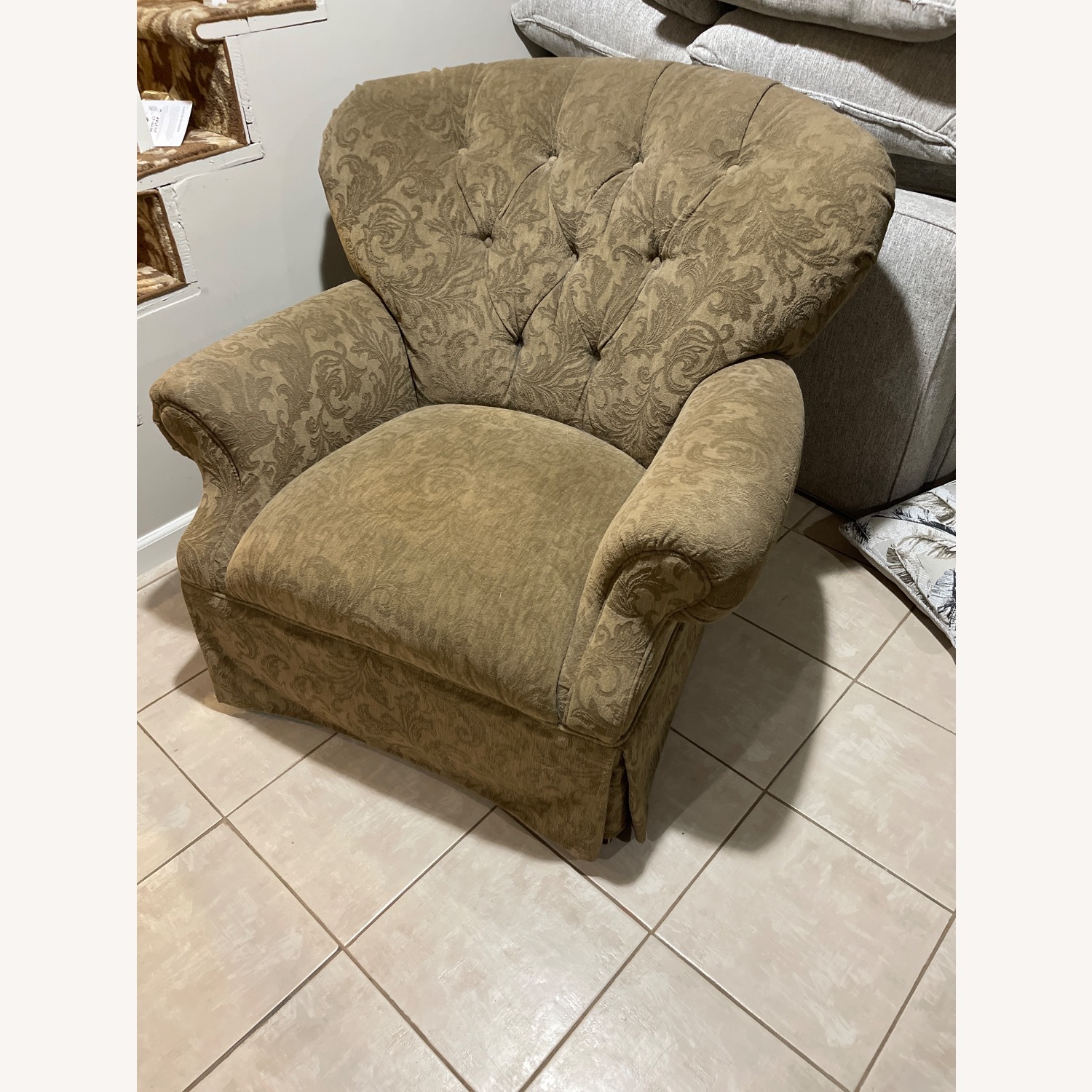 Cozy Olive Green Sofa Chair - image-2