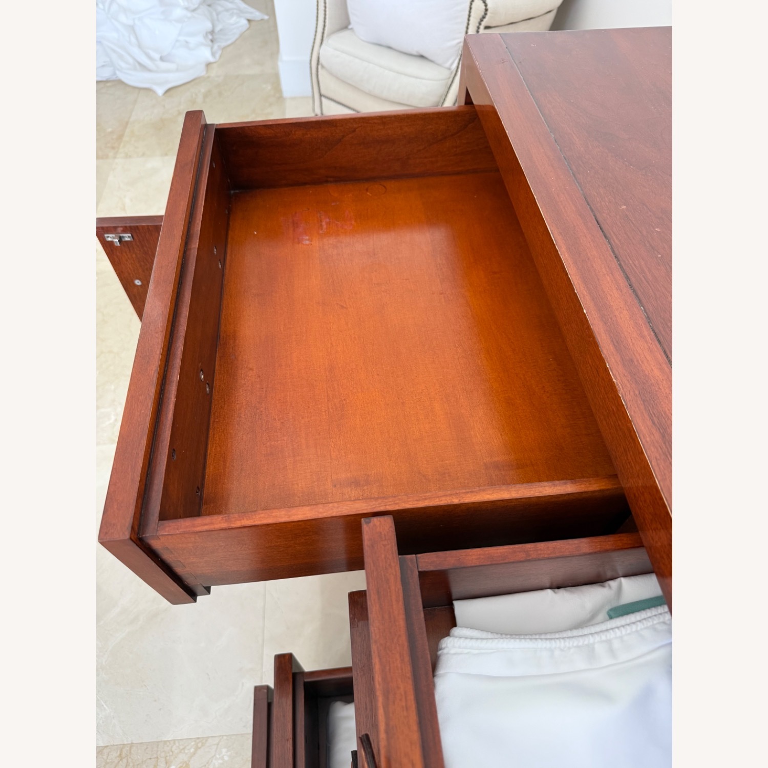 Ralph Lauren Modern Hollywood Dresser - image-8