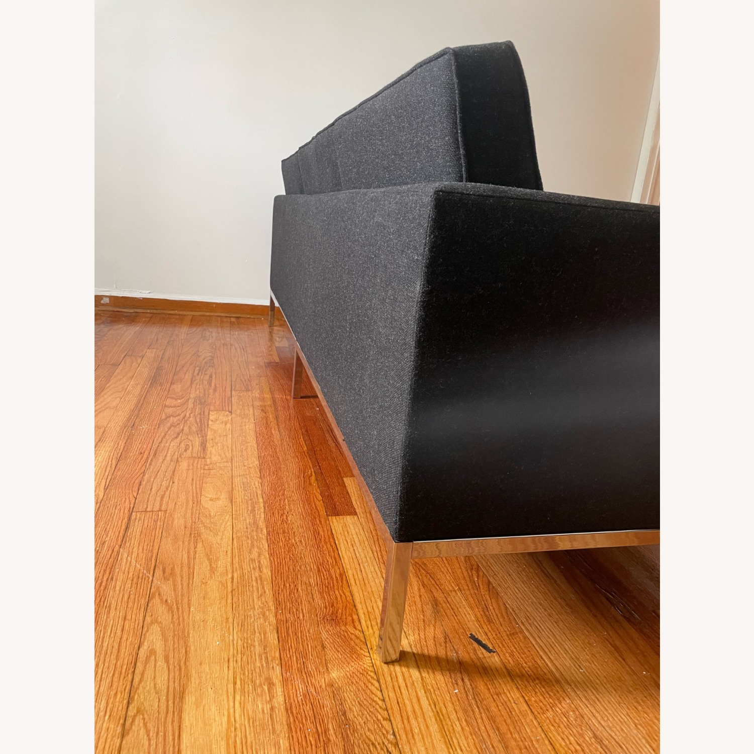 Knoll Florence 3-Seater Sofa in Charcoal Grey - image-5