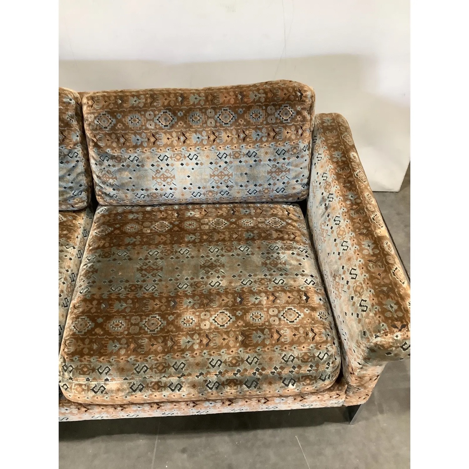 1950s Jame Inc Sofa in Style of Milo Baughman - image-4