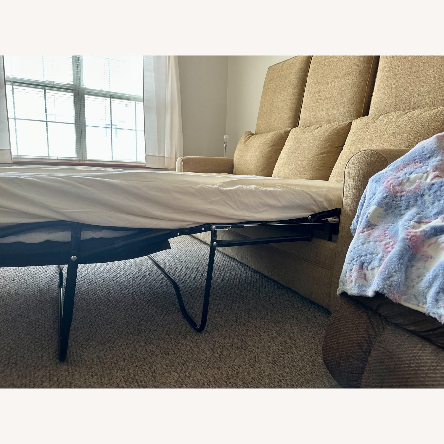 La-Z-Boy Super Comfort Queen Sleeper Couch - image-4