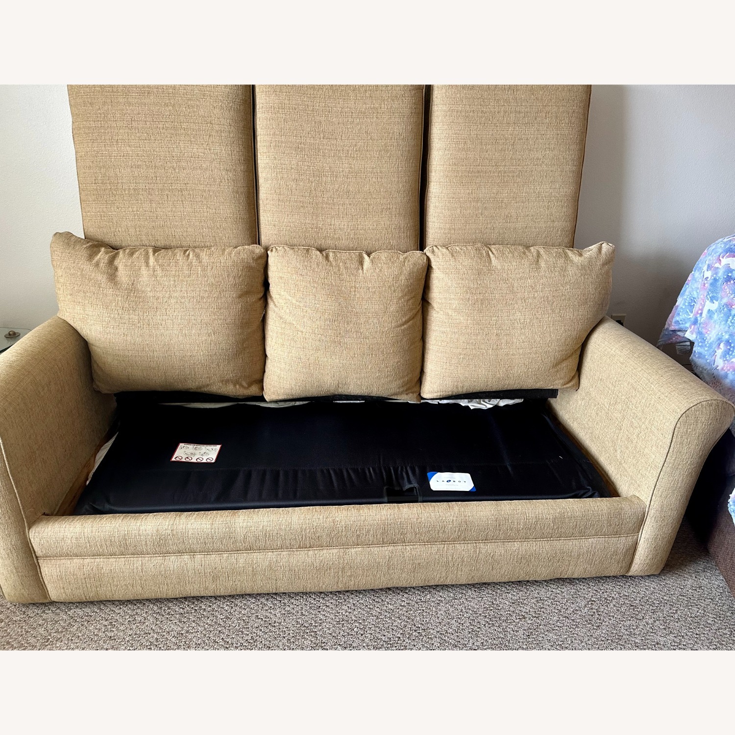 La-Z-Boy Super Comfort Queen Sleeper Couch - image-8