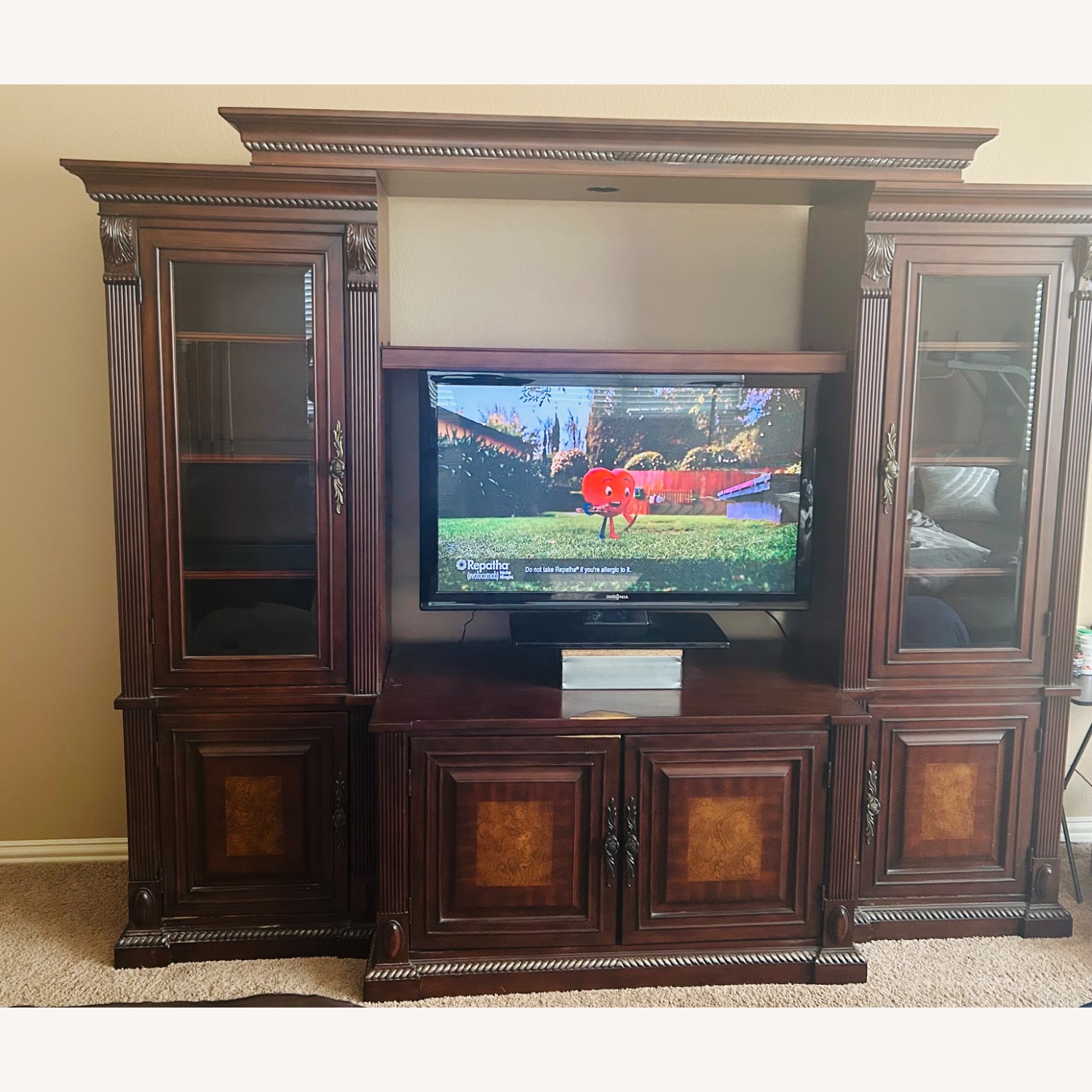 Rooms To Go Entertainment Center - image-1