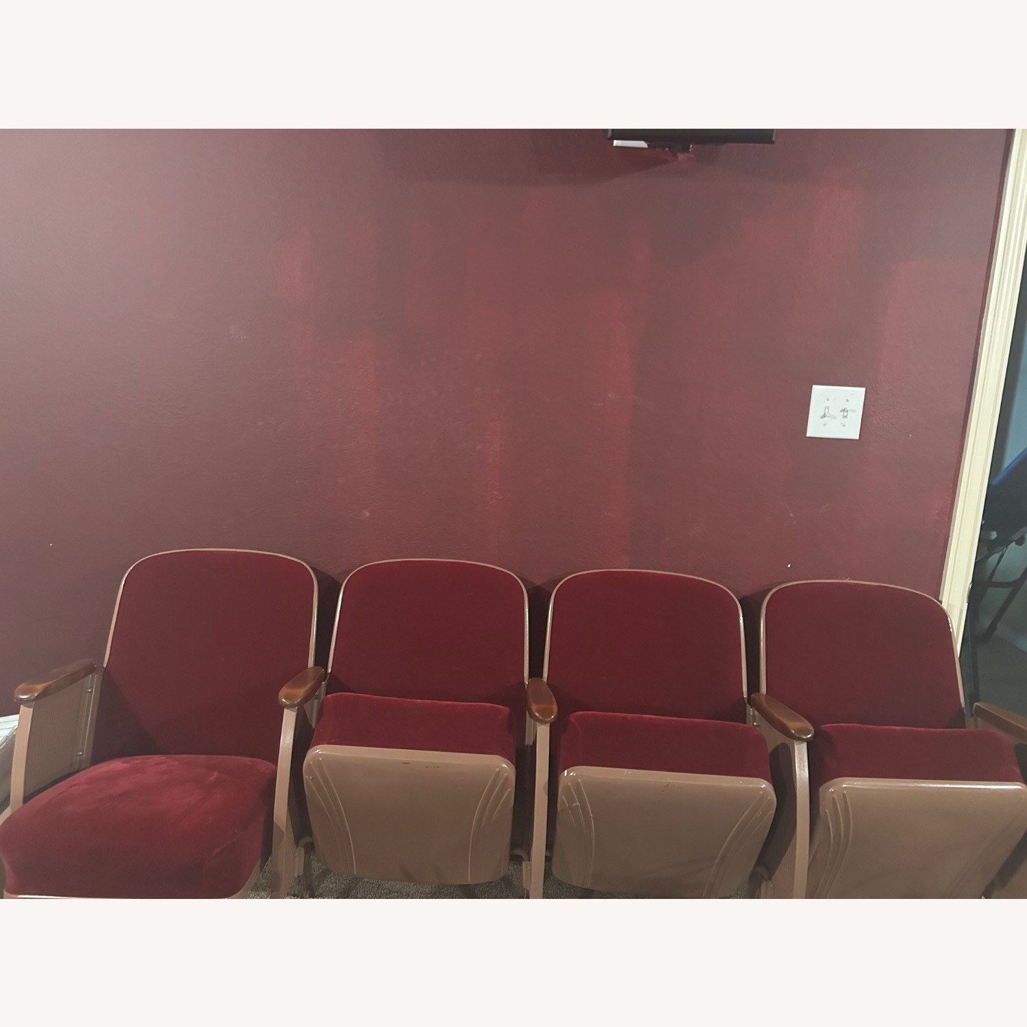 Cinema Chairs/ 2 Rows - image-1