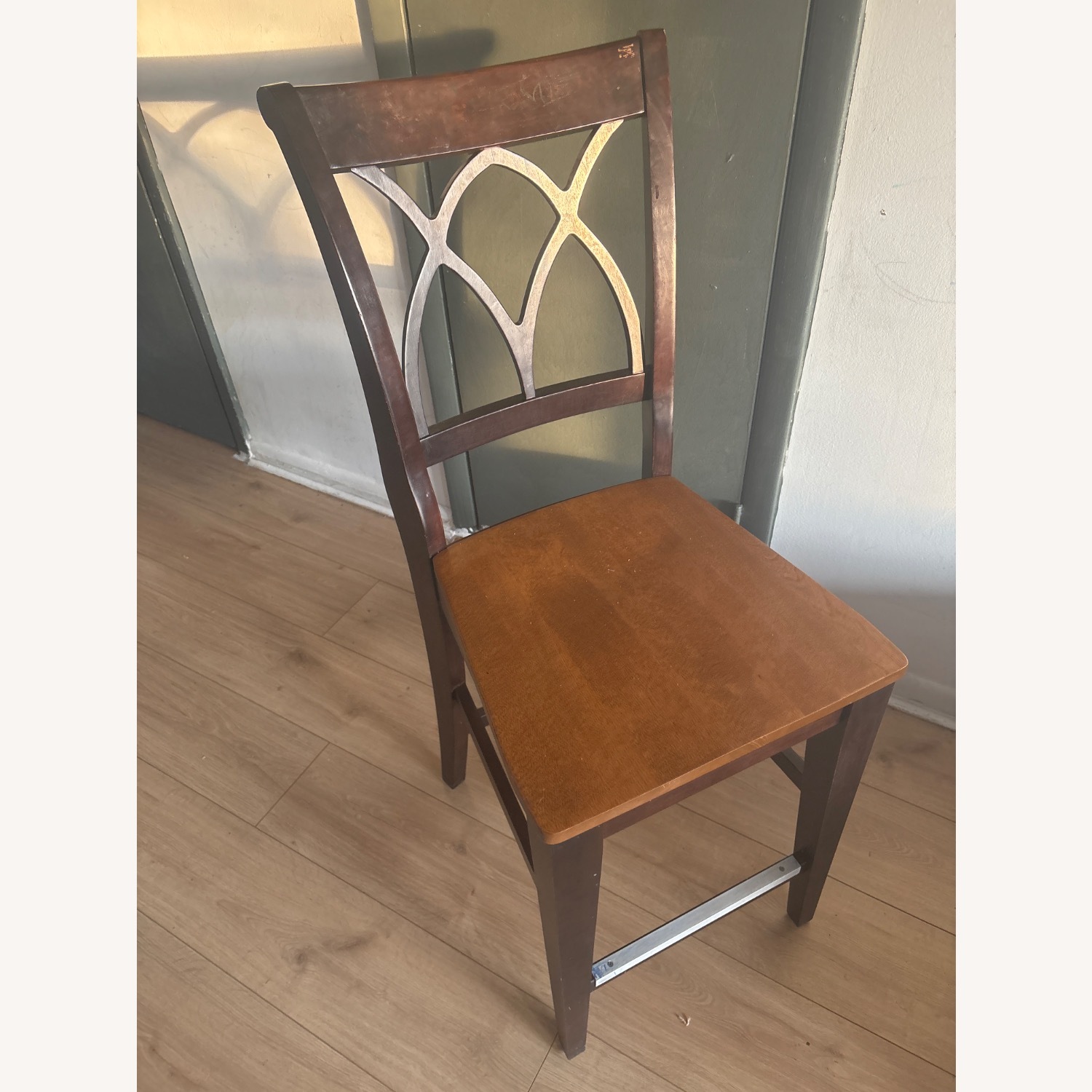 Raymour & Flanigan Dining Table - image-2