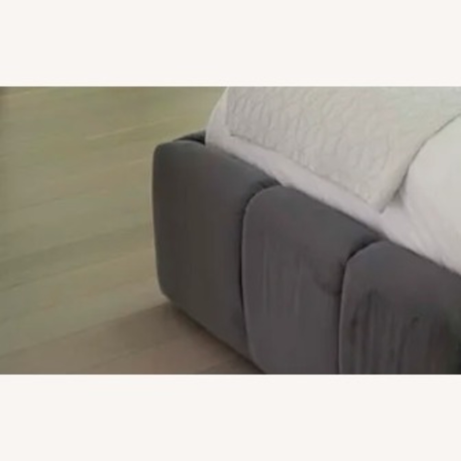 B&B Italia Tufty-Bed, King, Dark Gray, Reproduction - image-3