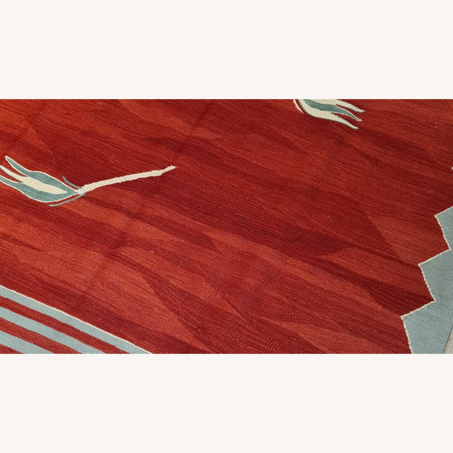 Contemporary Oushak Flat-Weave Rug With Tulips - image-3