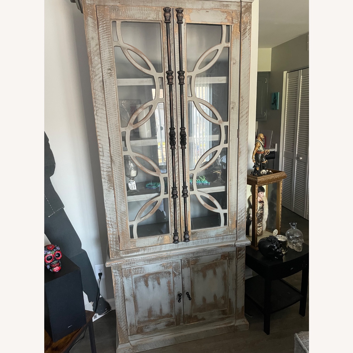 Greay Hutch - image-1