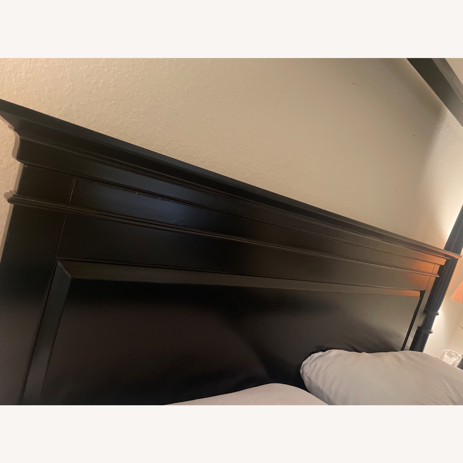 Canopy King Bed - image-4