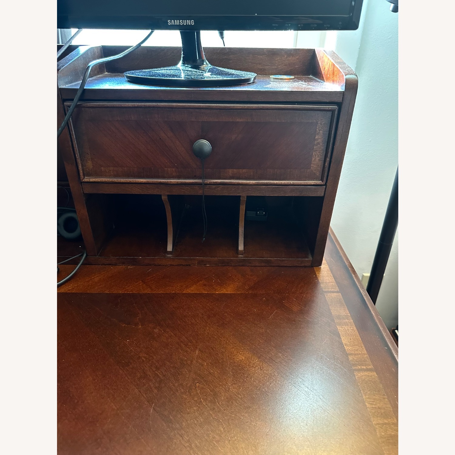 Ashley Furniture Classic Style Desk With Hutch - image-2