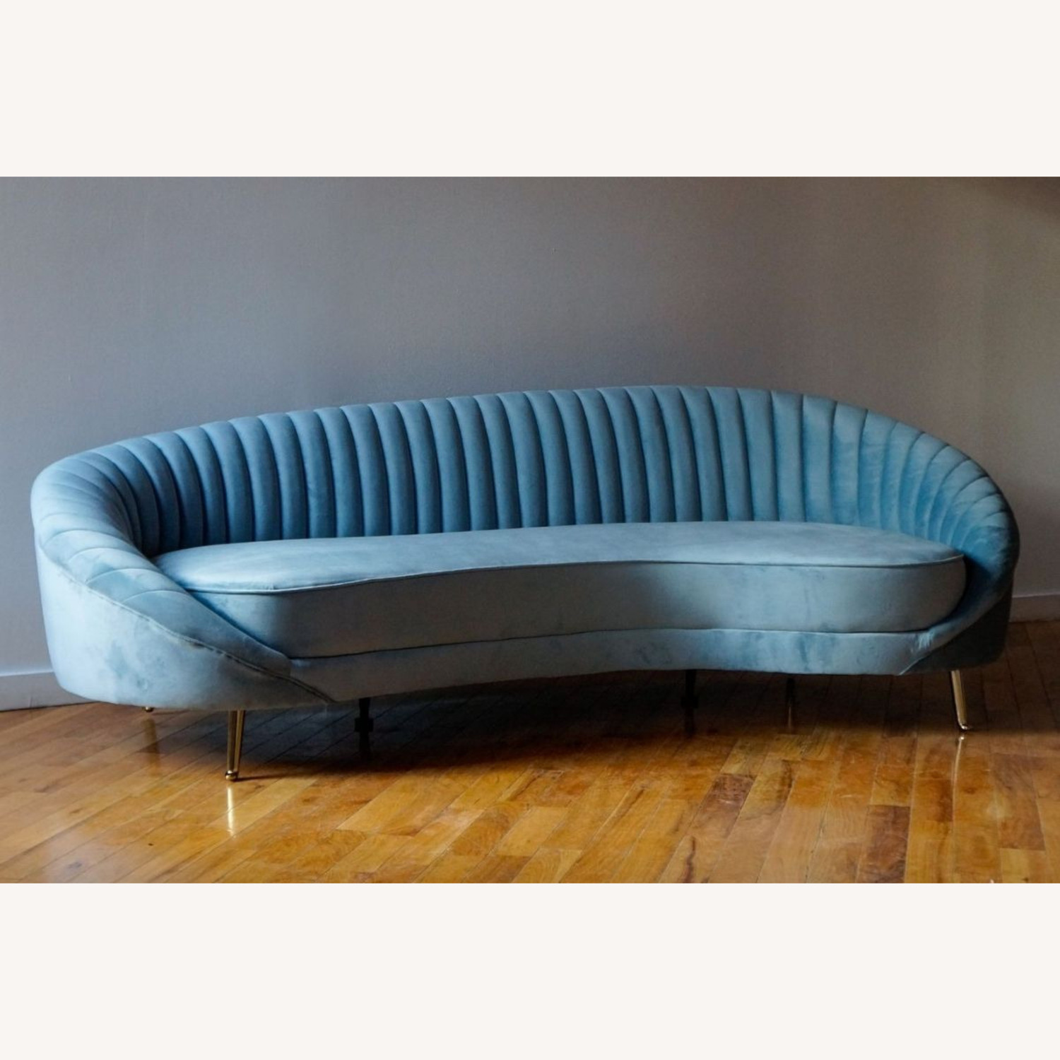Brooklyn Space Monroe Curved Art Deco Modern Sofa in Light Blue Velvet - image-4