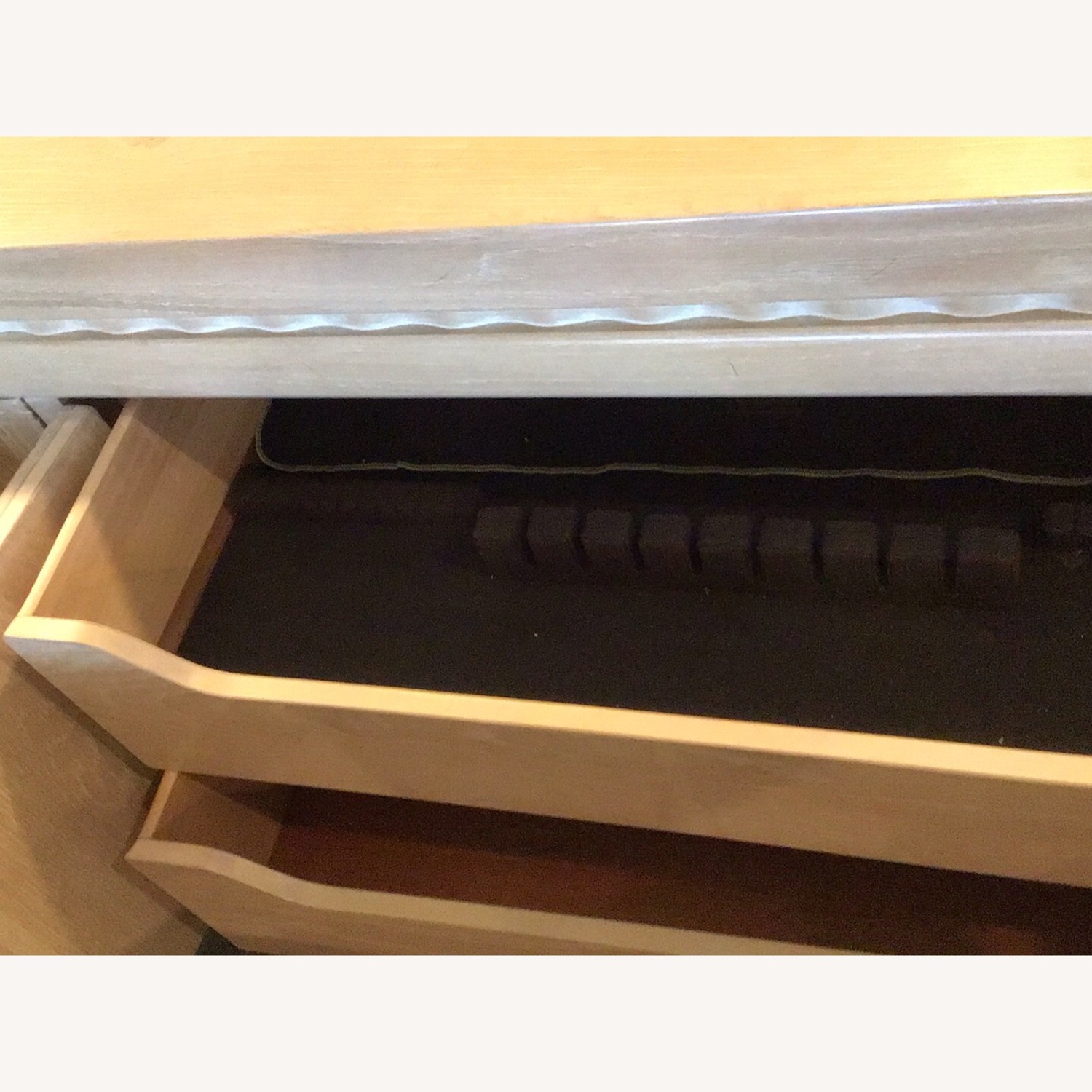 Henredon Contemporary Cerused Finish Crudenza - image-4