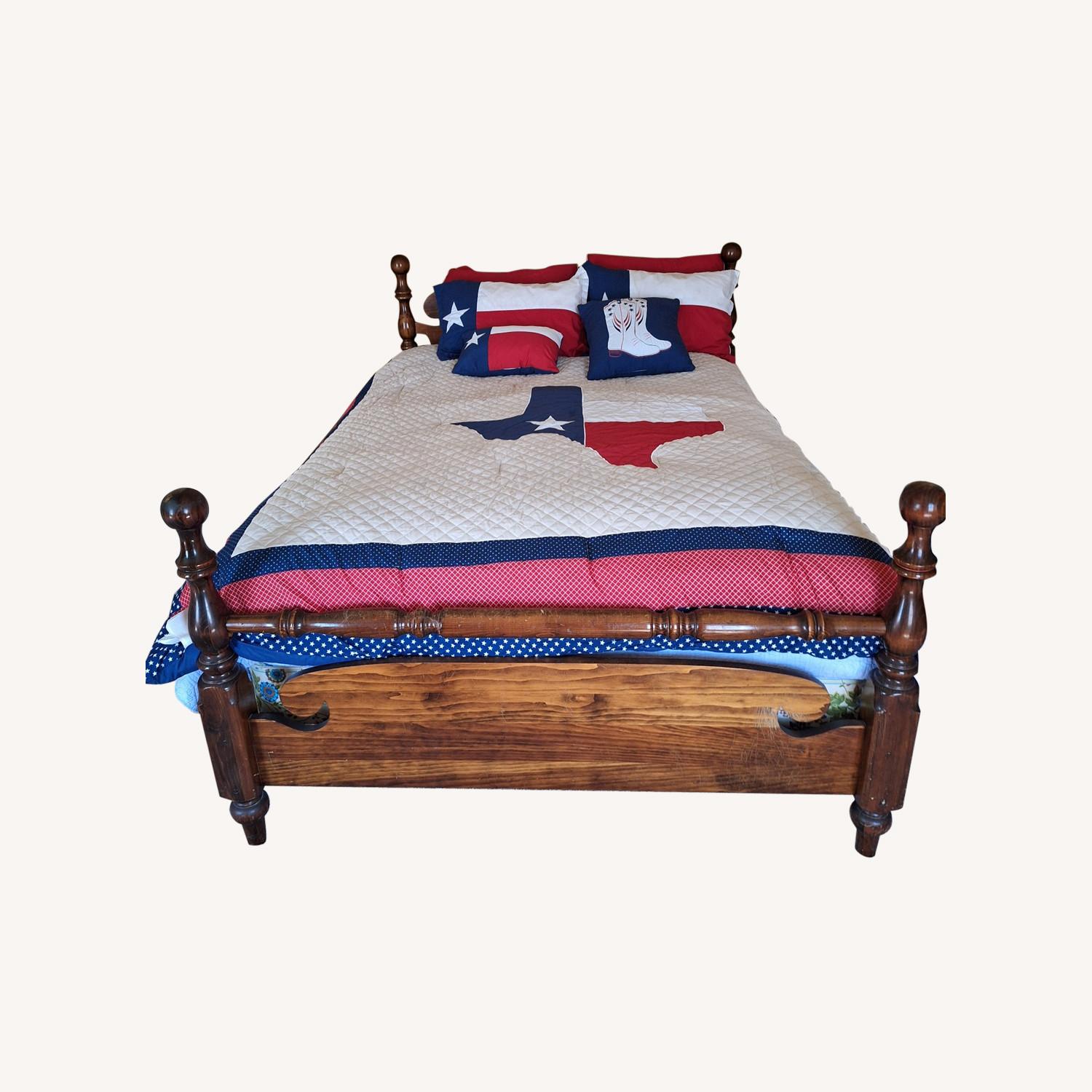 Texas Themed Bed - image-0